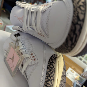 Air Jordan 3 'Neapolitan' White Sneaker, Size 6 used pre-owned CK9246-102 FRENLY BRICKS - Open 7 Days