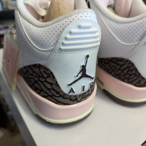 Air Jordan 3 'Neapolitan' White Sneaker, Size 6 used pre-owned CK9246-102 FRENLY BRICKS - Open 7 Days