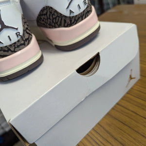 Air Jordan 3 'Neapolitan' White Sneaker, Size 6 used pre-owned CK9246-102 FRENLY BRICKS - Open 7 Days