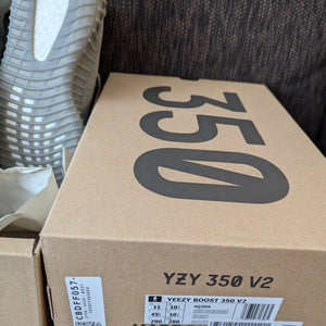 Yeezy Boost 350 V2 US11 Granite new deadstock FRENLY BRICKS - Open 7 Days