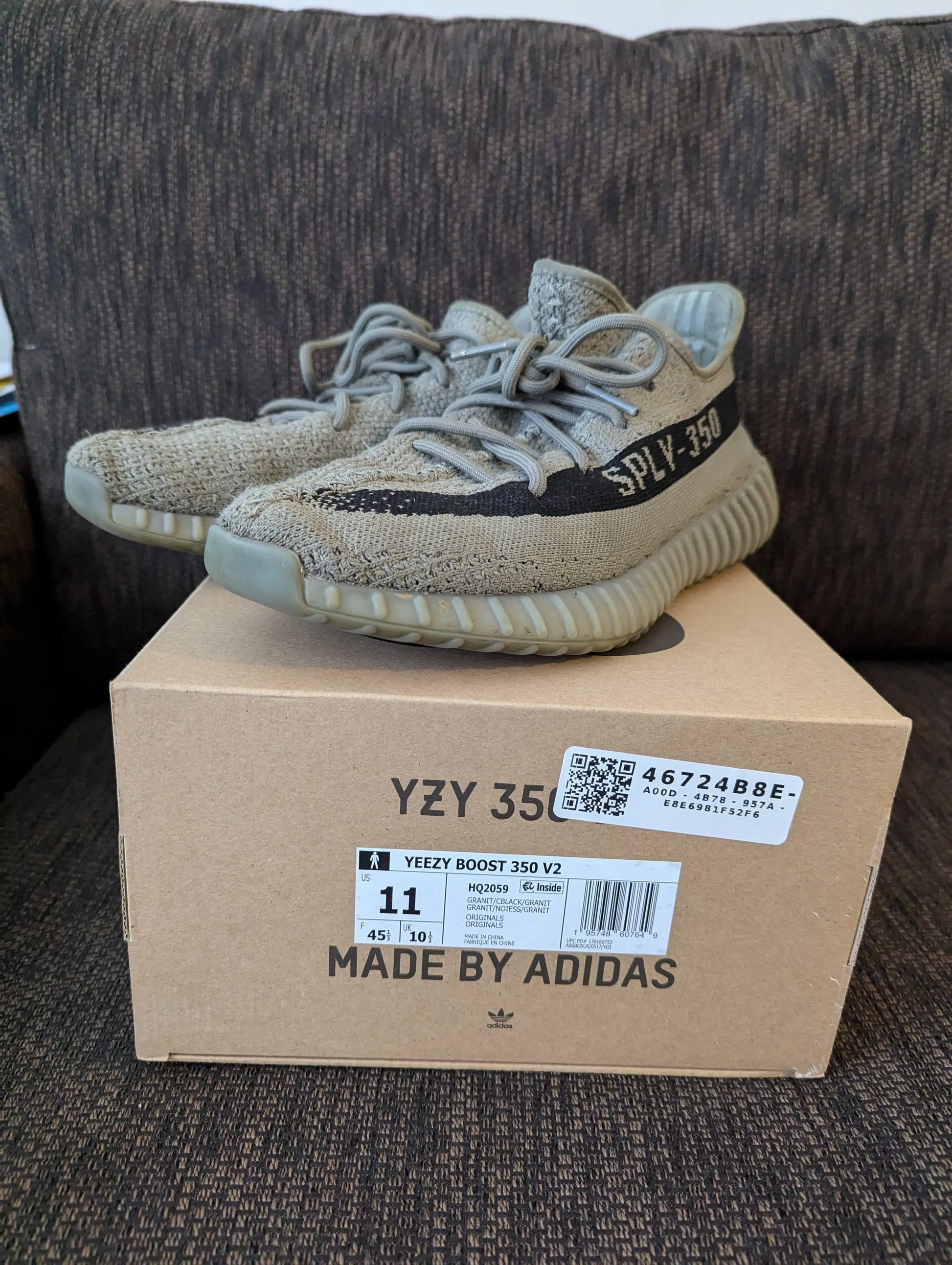 Yeezy Boost 350 V2 US11 Granite USED pre-owned SEE PHOTOS FRENLY BRICKS - Open 7 Days