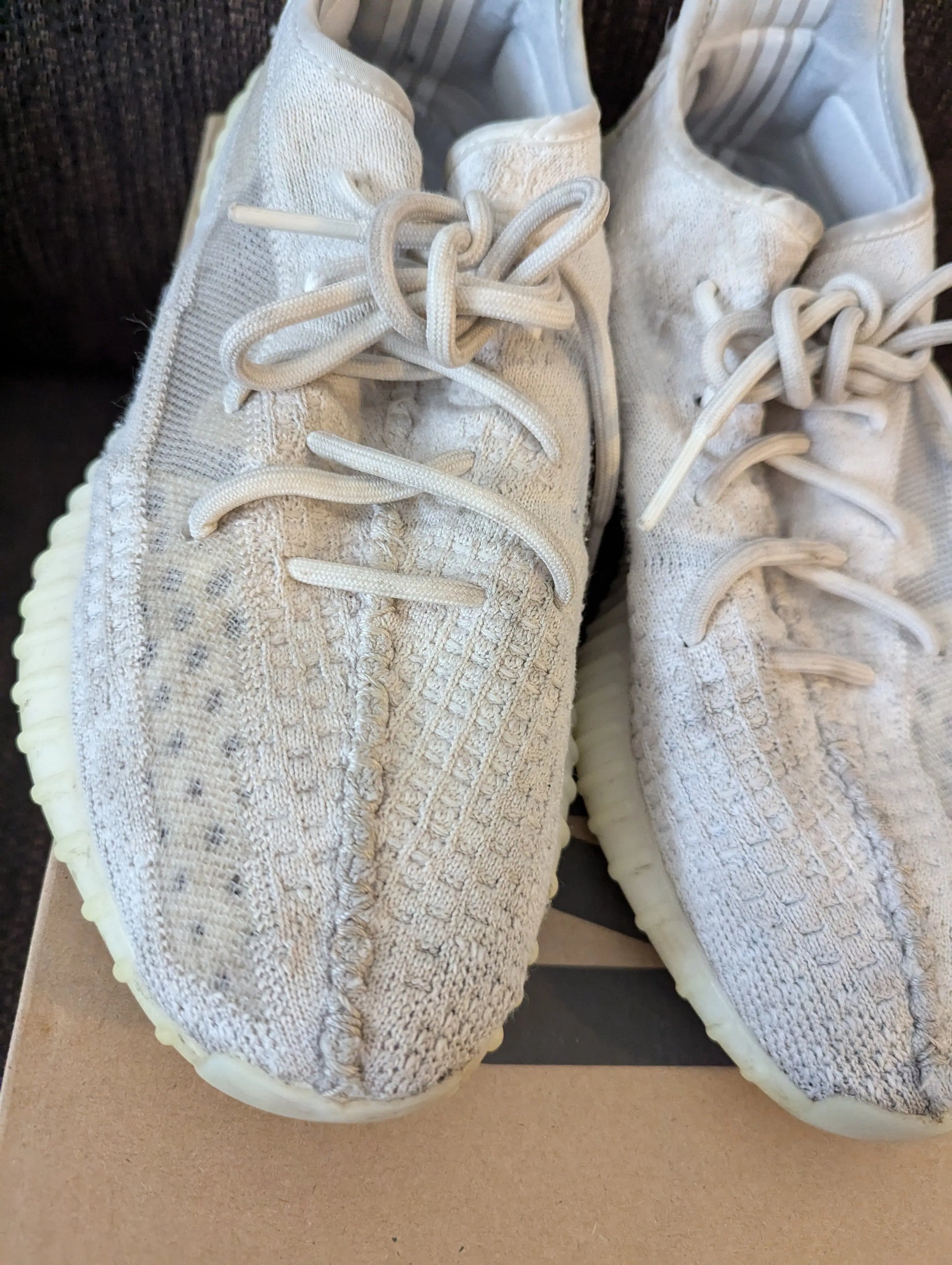 Adidas Yeezy Boost 350 V2 (Bone) US10 USED pre-owned FRENLY BRICKS - Open 7 Days