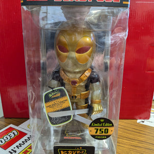 Hikari Deadpool Black And Gold Glitter Japanese Vinyl Figure 750 pce FRENLY BRICKS - Open 7 Days