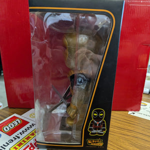 Hikari Deadpool Black And Gold Glitter Japanese Vinyl Figure 750 pce FRENLY BRICKS - Open 7 Days