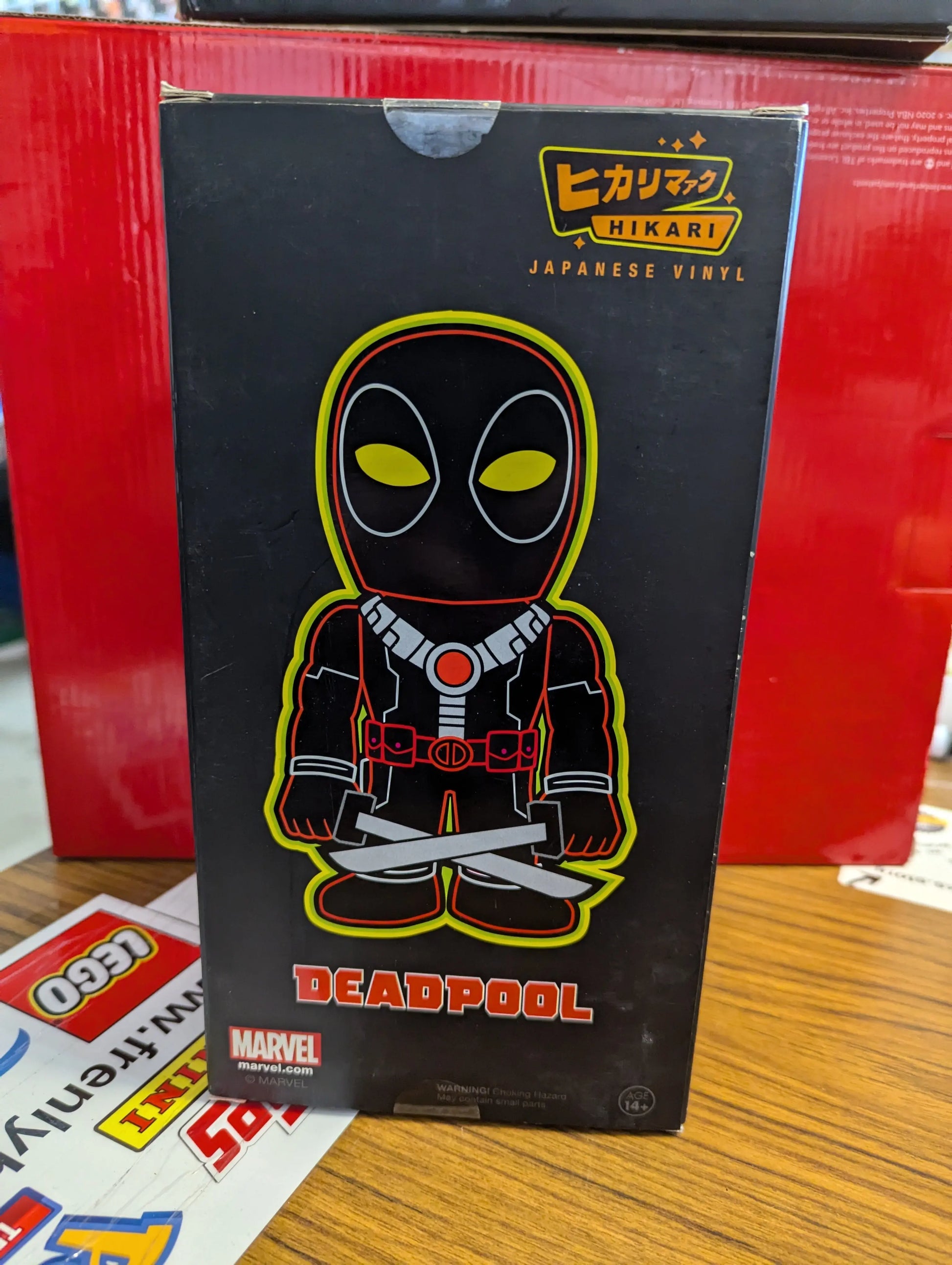 Hikari Deadpool Black And Gold Glitter Japanese Vinyl Figure 750 pce FRENLY BRICKS - Open 7 Days