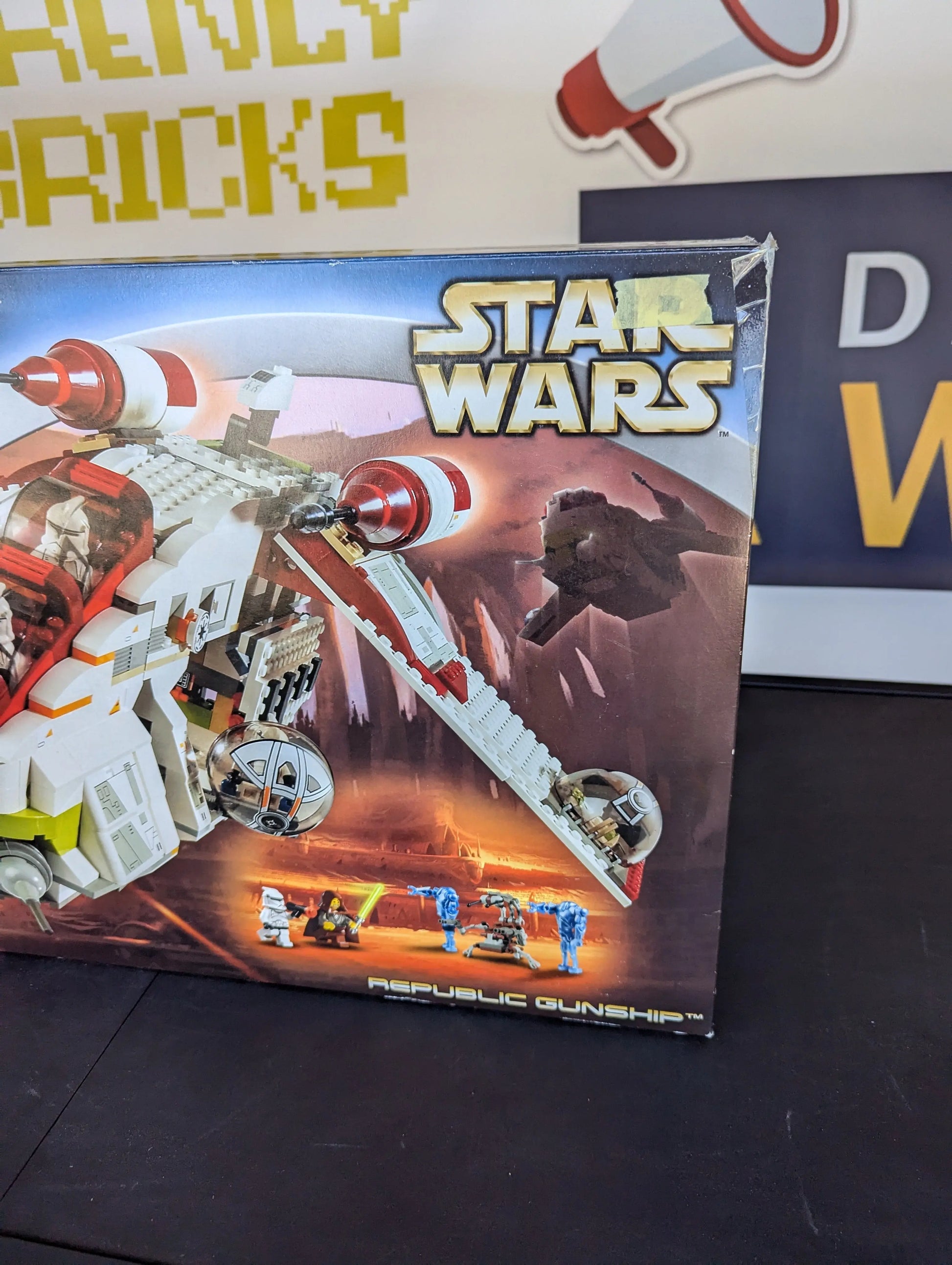 LEGO STAR WARS 7163 REPUBLIC GUNSHIP.  NEW, all bags FRENLY BRICKS - Open 7 Days