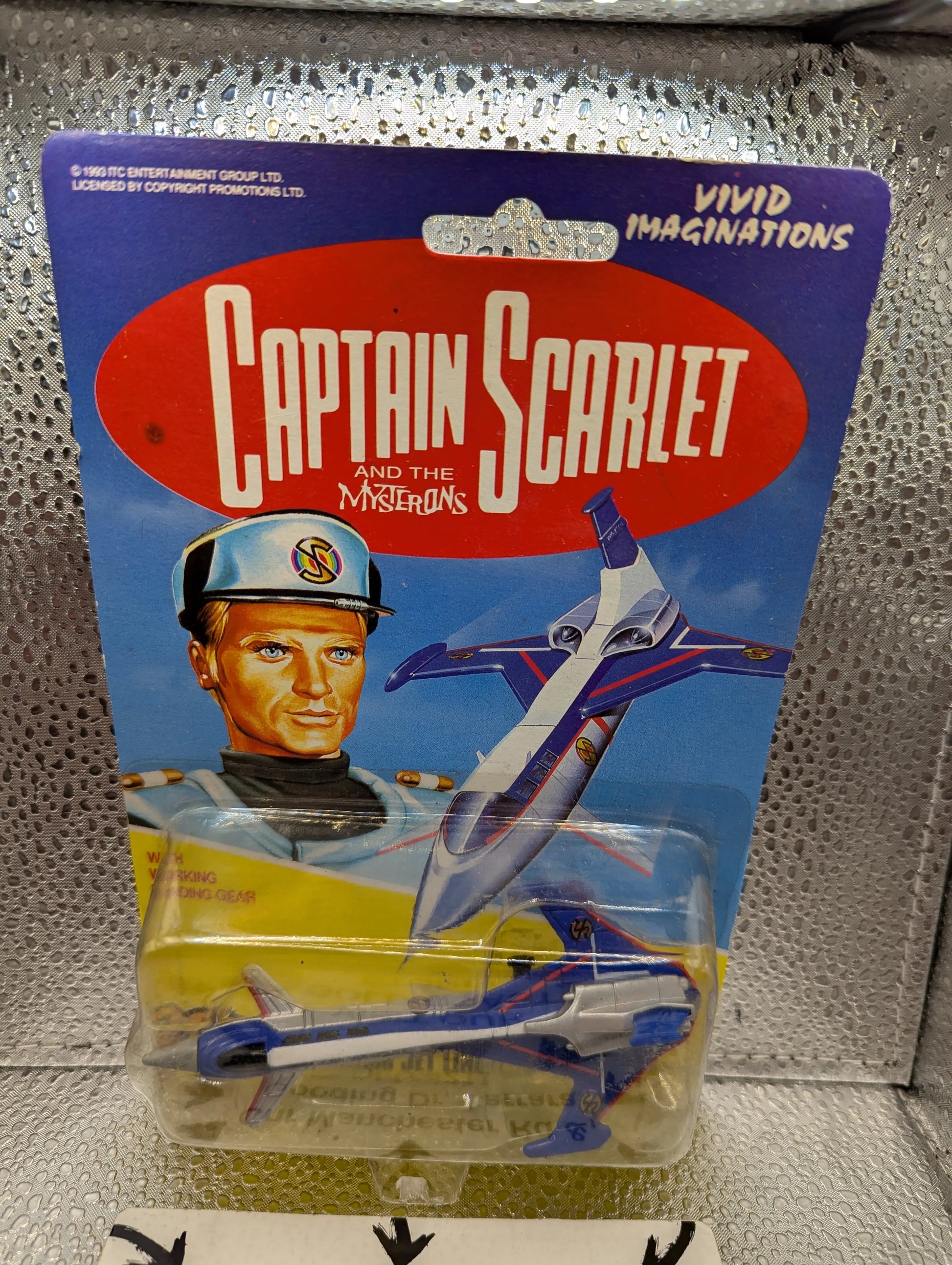 Vivid Imaginations 1993 CAPTAIN SCARLET +MYSTERONS CAPT BLUE SPECTRUM JET LINER FRENLY BRICKS - Open 7 Days