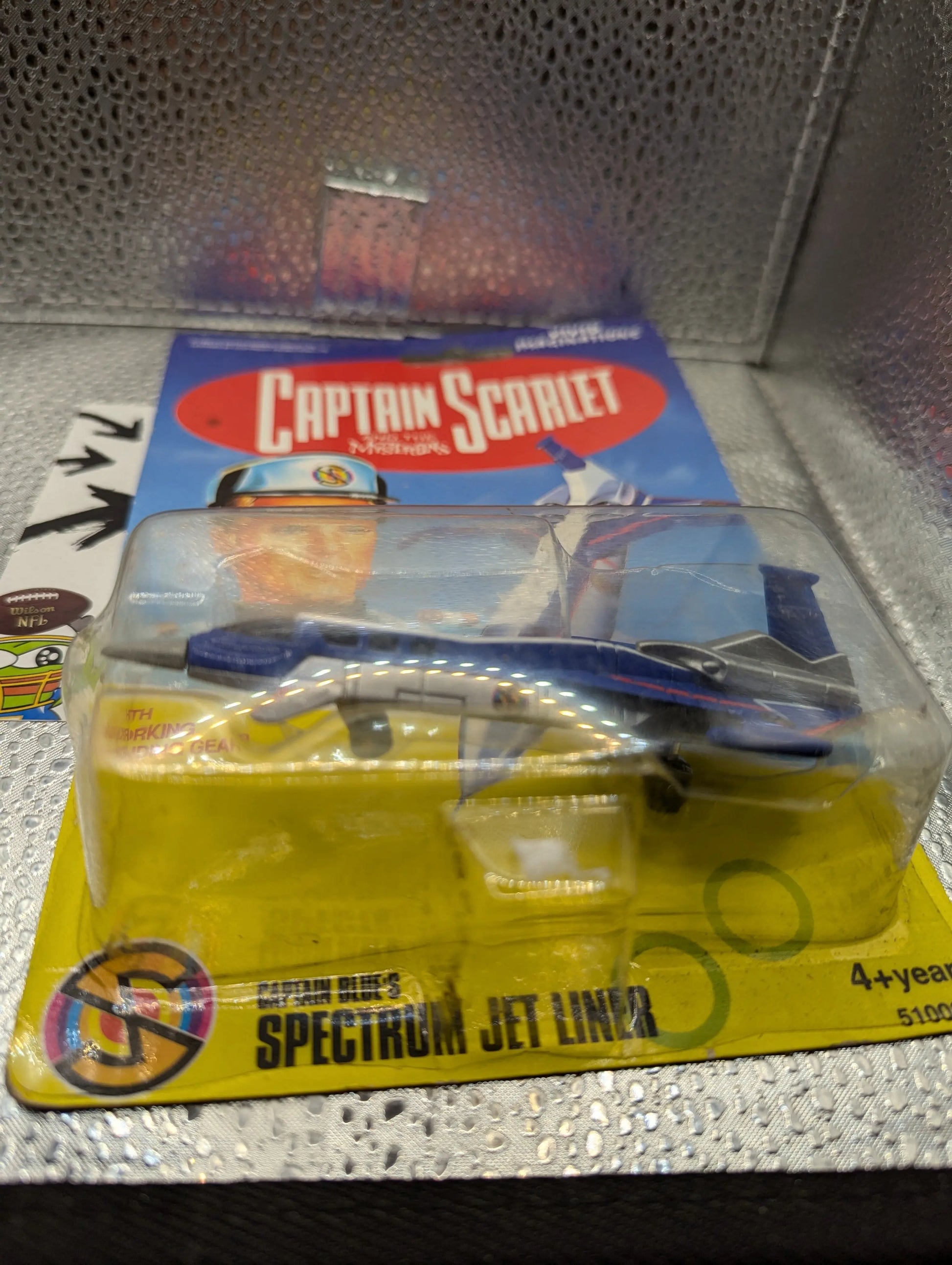 Vivid Imaginations 1993 CAPTAIN SCARLET +MYSTERONS CAPT BLUE SPECTRUM JET LINER FRENLY BRICKS - Open 7 Days