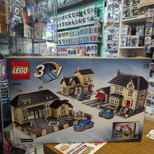 LEGO Creator Model Townhouse 4954 NEW SEALED RETIRED BOX DAMAGE SEE PICTURES FRENLY BRICKS - Open 7 Days