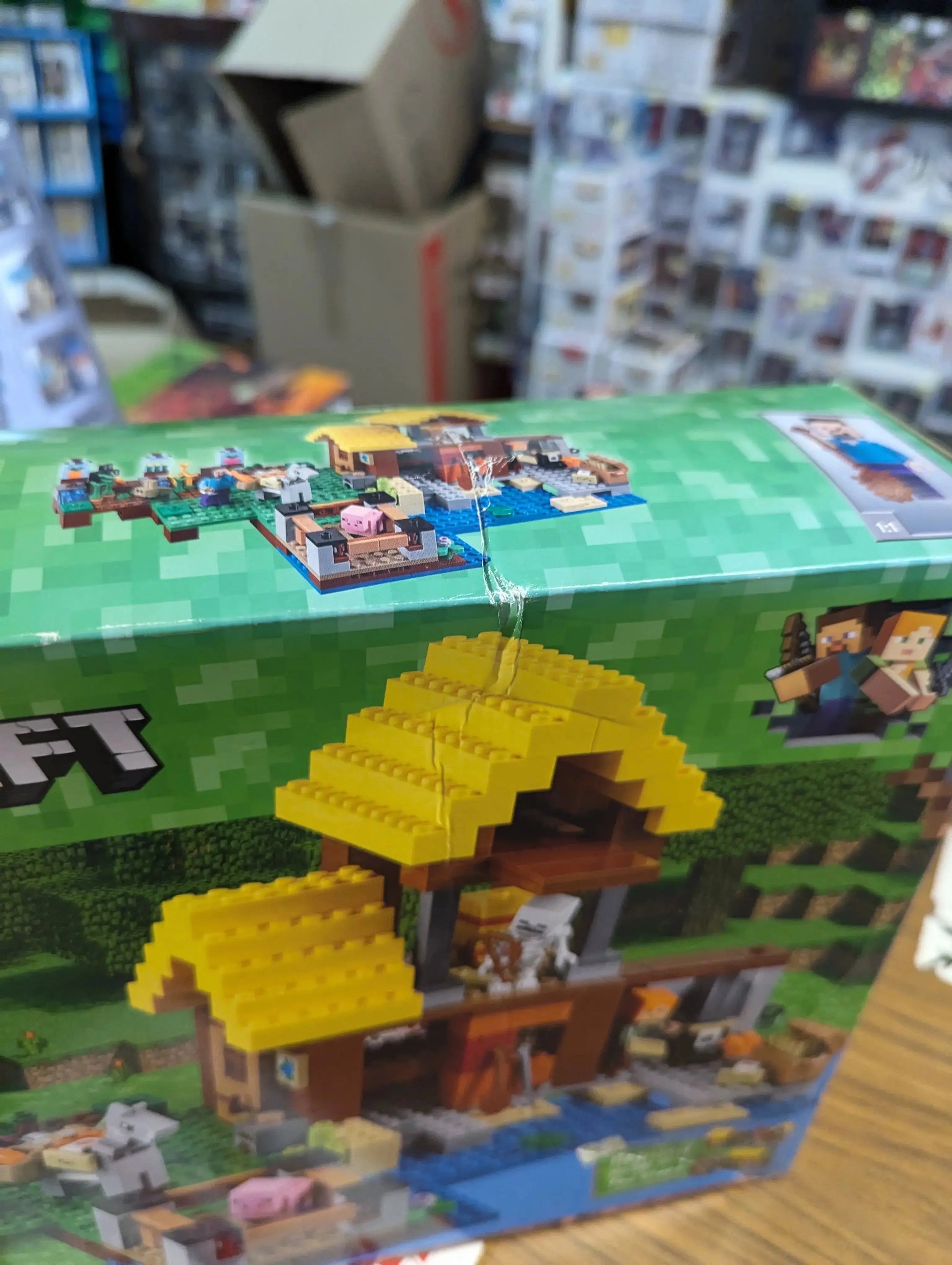 LEGO Minecraft 21144 The Farm Cottage BNIB New Sealed Damaged Box FRENLY BRICKS - Open 7 Days