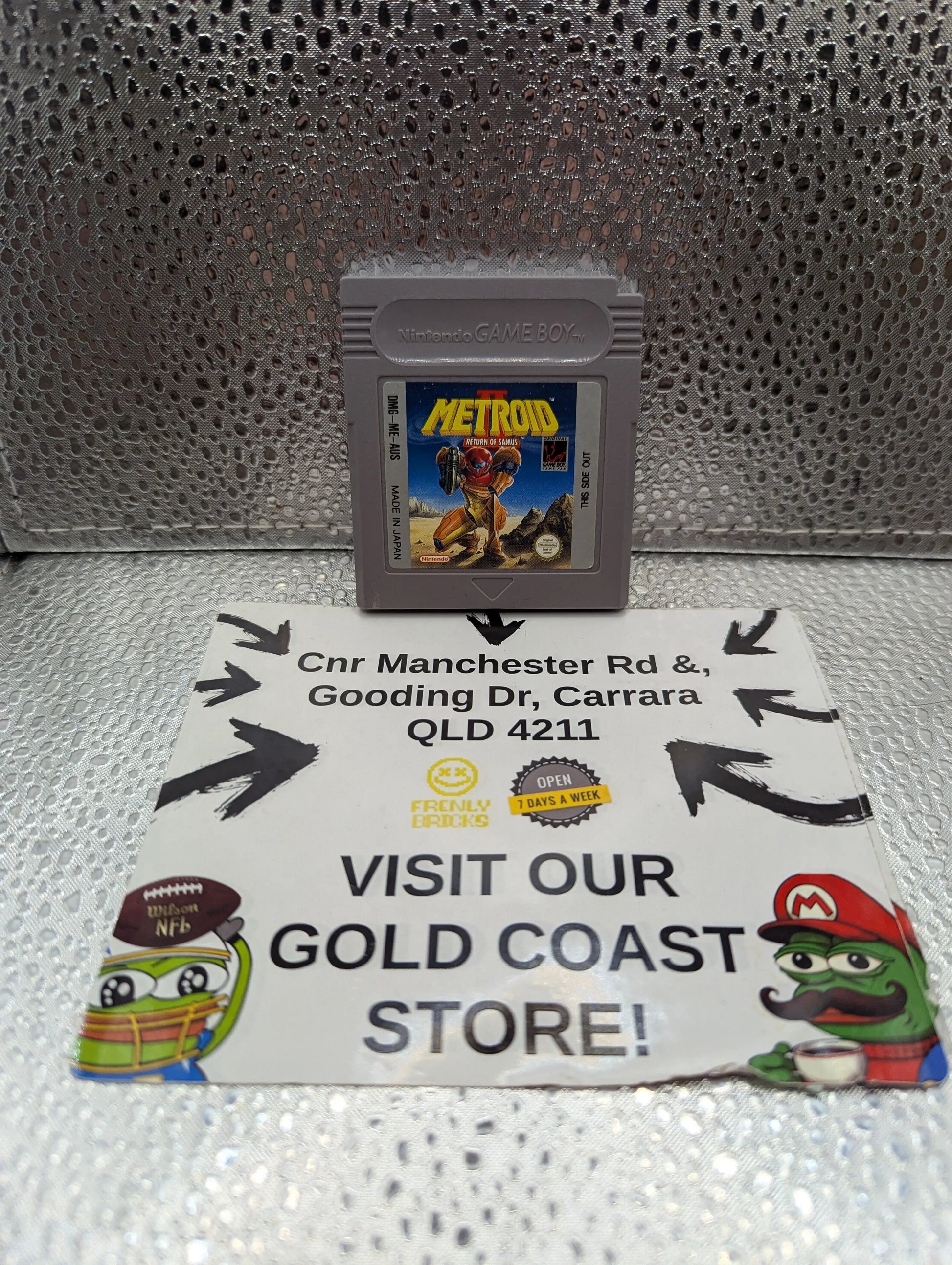 Metroid II (2): Return of Samus for the Nintendo Game Boy used FRENLY BRICKS - Open 7 Days