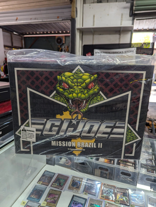 G.I. Joe: Collectors Club Mission: Brazil 2011 Convention Set FRENLY BRICKS - Open 7 Days