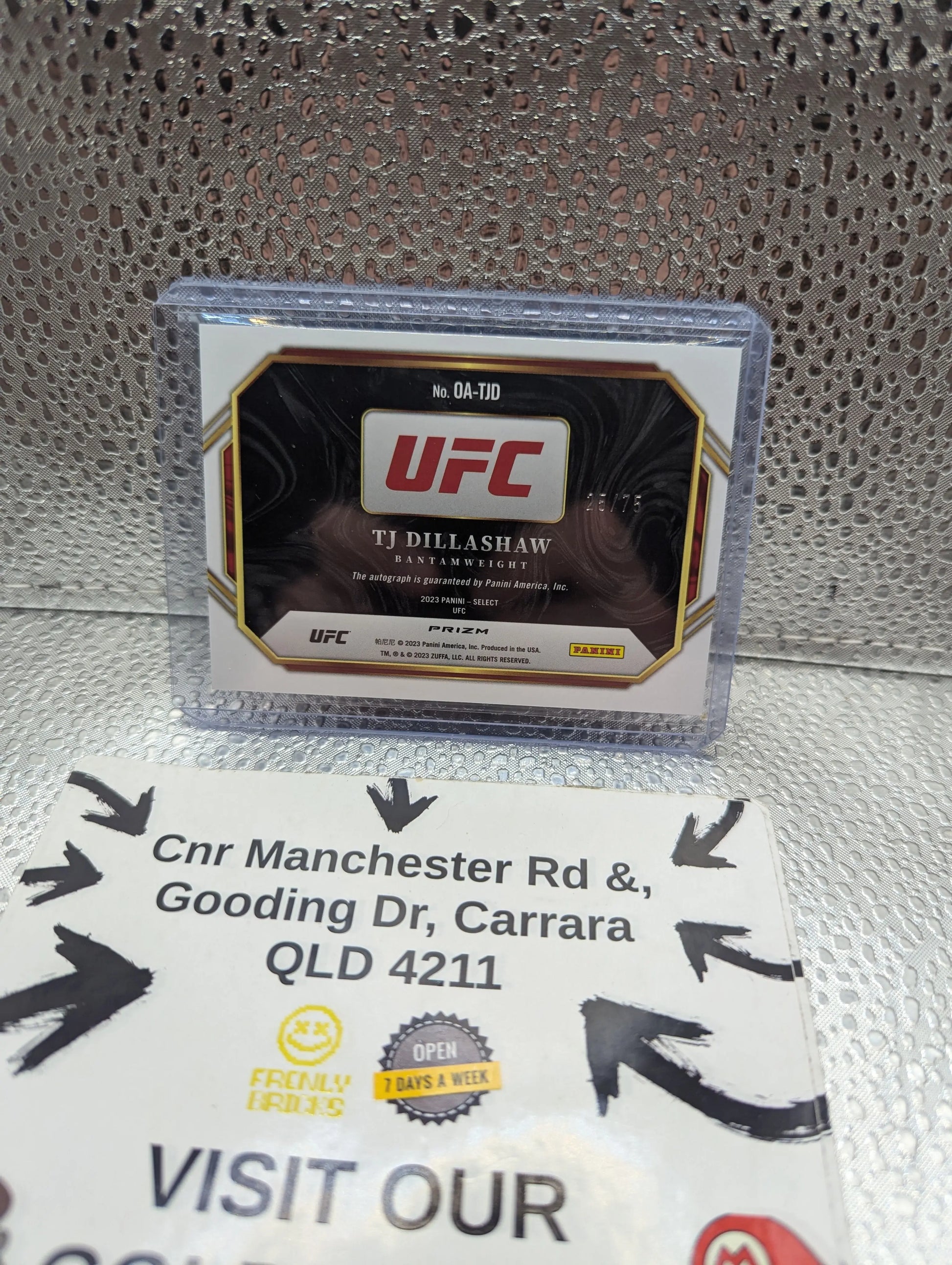 UFC 2023 "TJ DILLASHAW" Auto Blue /75 Prizm Select Octagon Action Panini FRENLY BRICKS - Open 7 Days