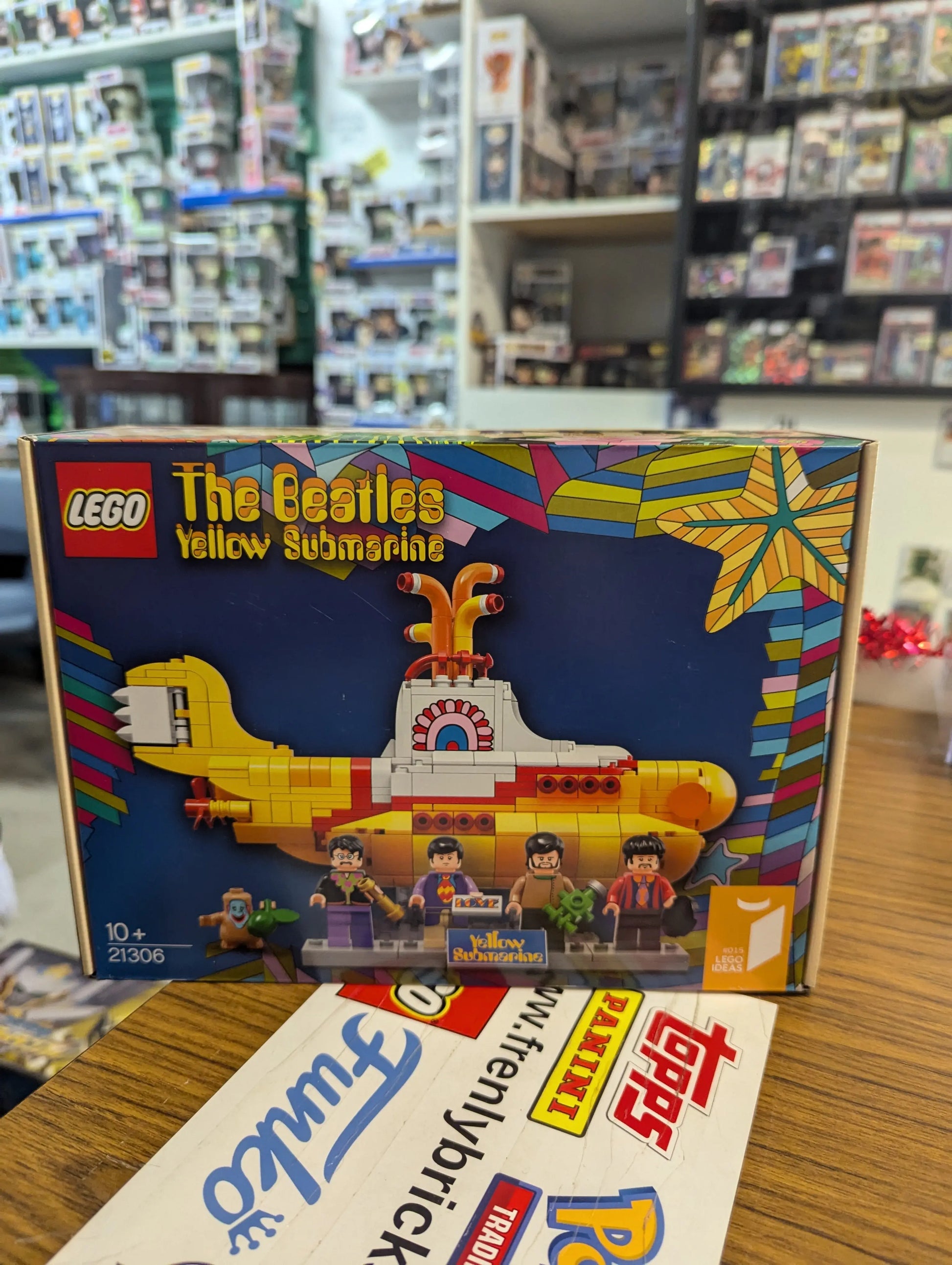 LEGO Ideas: The Beatles Yellow Submarine (21306) FRENLY BRICKS - Open 7 Days