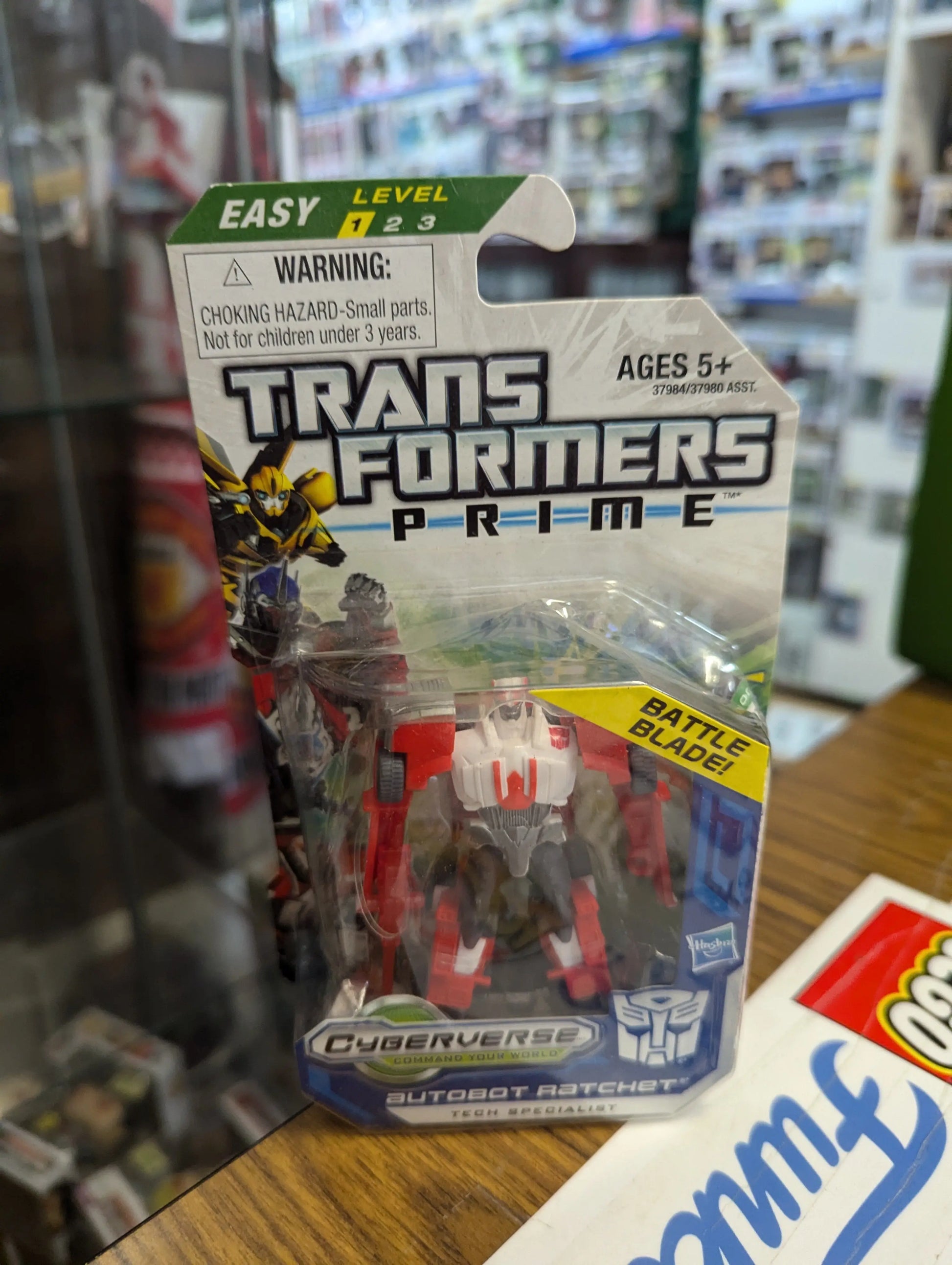 Transformers Prime Cyberverse Autobot  Ratchet Figure Tech Battle Blade Series 2 FRENLY BRICKS - Open 7 Days