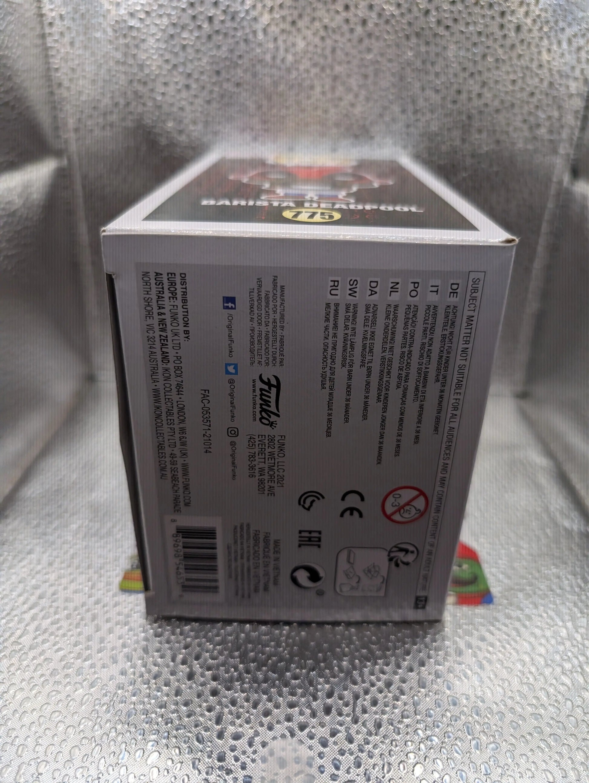 Funko POP! Marvel: Deadpool - Barista Deadpool #775 FRENLY BRICKS - Open 7 Days