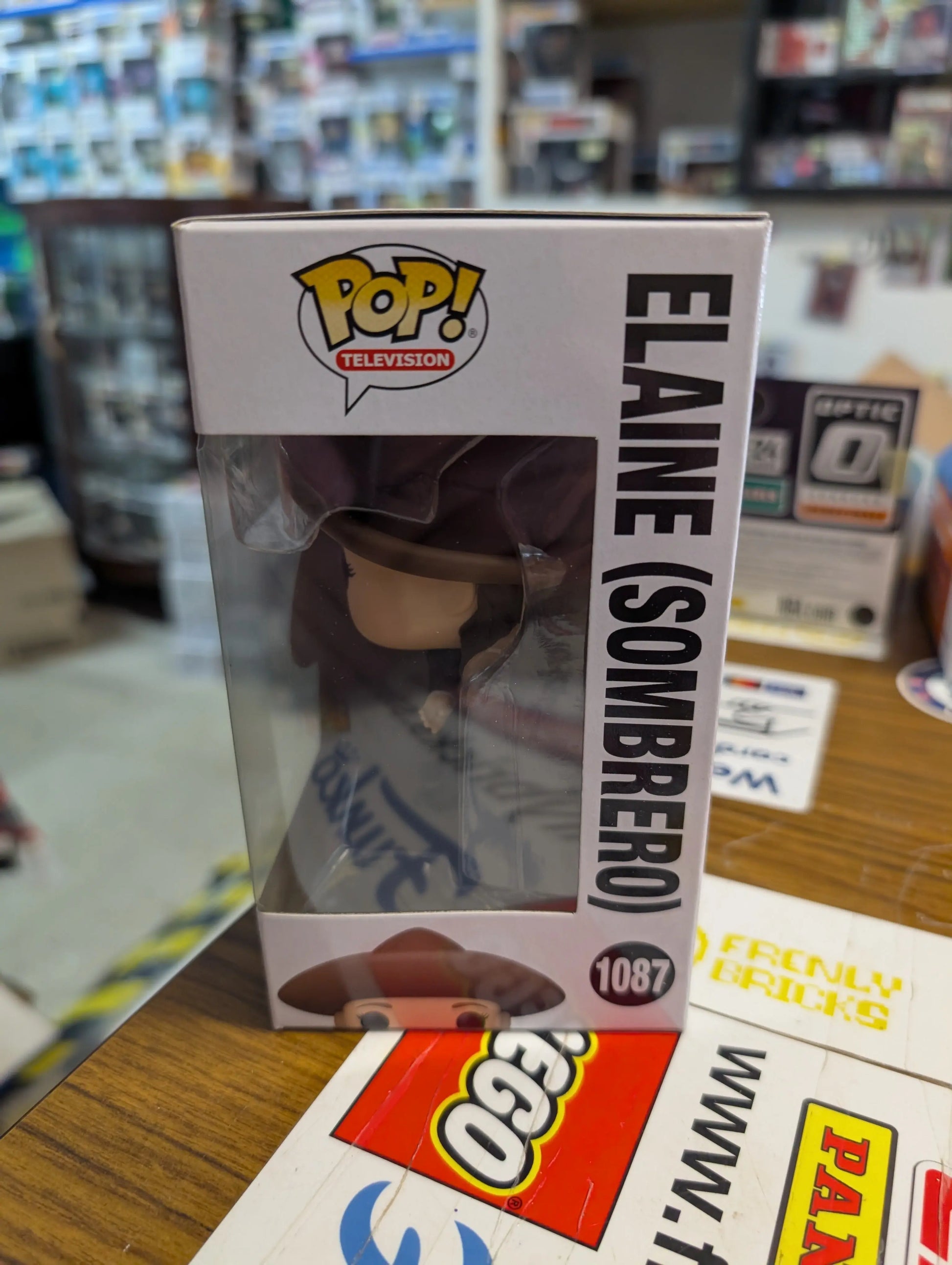 FUNKO POP VINYL SEINFELD ELAINE IN SOMBRERO #1087 VINYL FIGURE FRENLY BRICKS - Open 7 Days