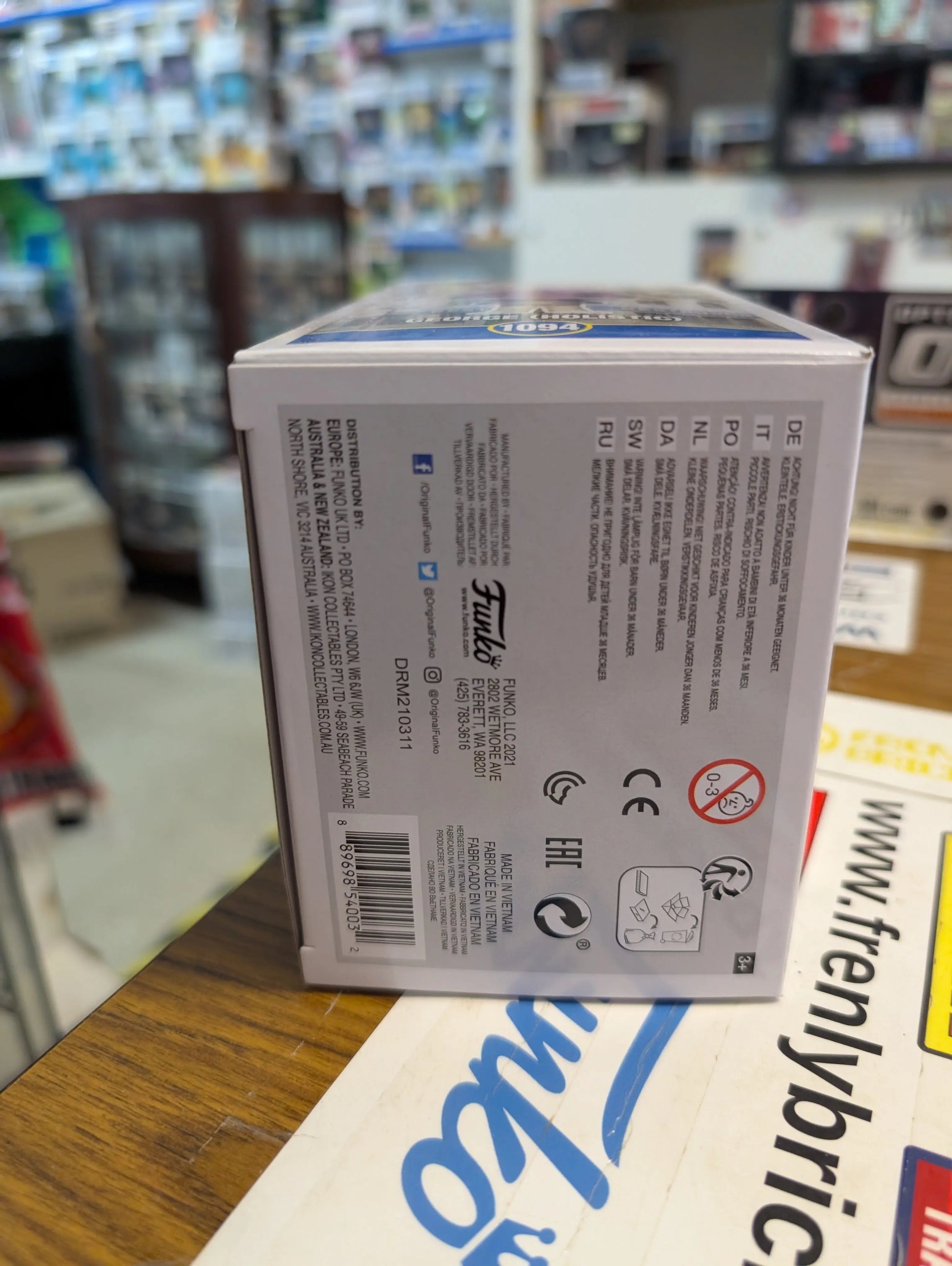 Funko Pop! TV Vinyl Figure Seinfeld George (Holistic) #1094 Special Edition FRENLY BRICKS - Open 7 Days