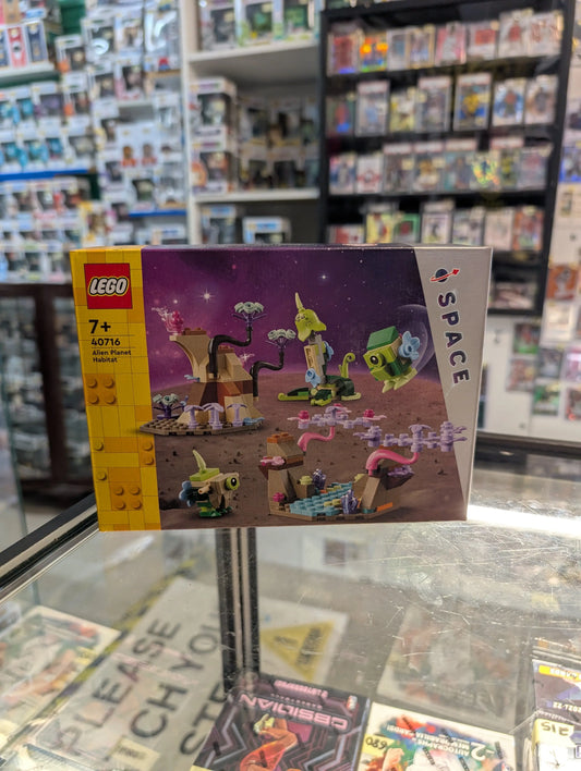 Cute LEGO 40716 Alien Planet Habitat Space Creatures Galaxy Moon Mars Astronaut FRENLY BRICKS - Open 7 Days