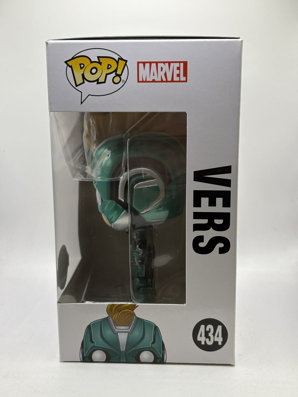 Funko POP! Marvel Captain Marvel #434 Vers Bobble-Head Special Edition — right image 2