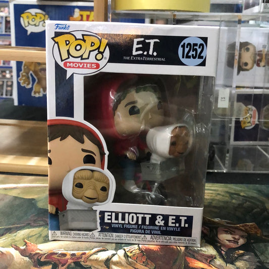 Funko Pop! Pop! Movies Vinyl Collectible Figure Elliott & E.T. #1252 FRENLY BRICKS - Open 7 Days