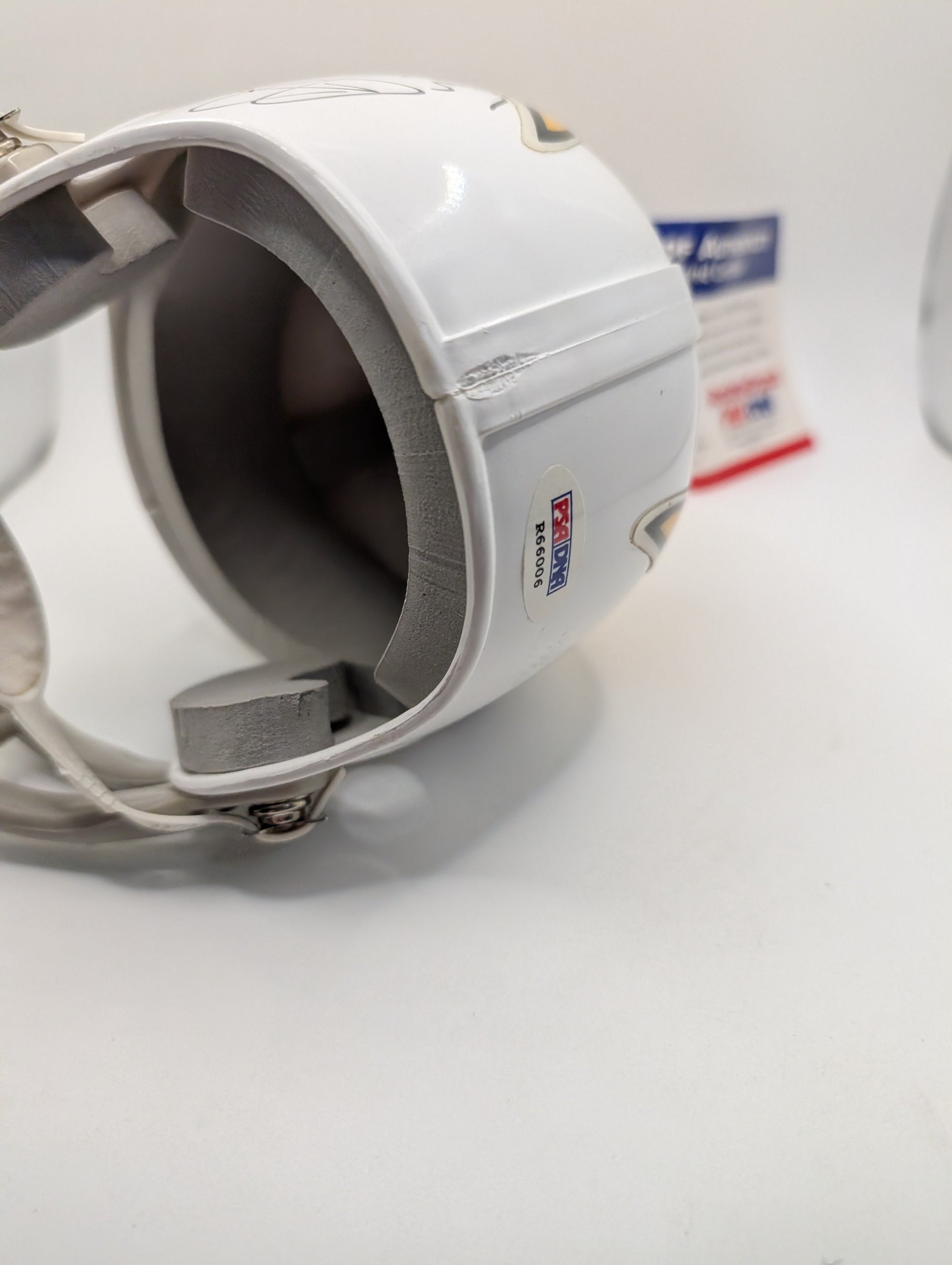 Mini-Helmet: SIGNER DARRELL STUCKEY Rookiegraph Auto Chargers NFL Multi Auto FRENLY BRICKS - Open 7 Days