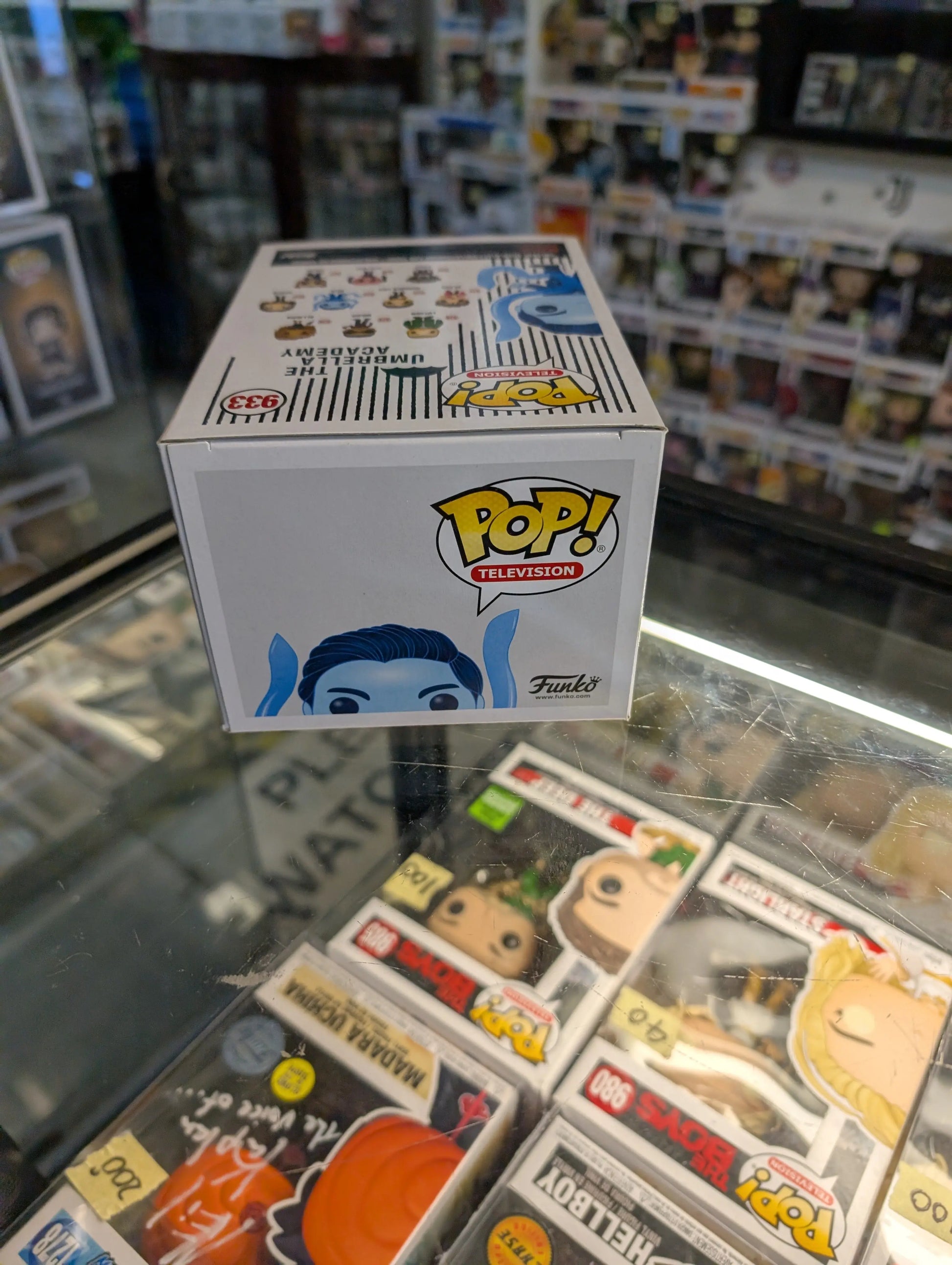 FUNKO Pop Vinyl Ben #933 FRENLY BRICKS - Open 7 Days