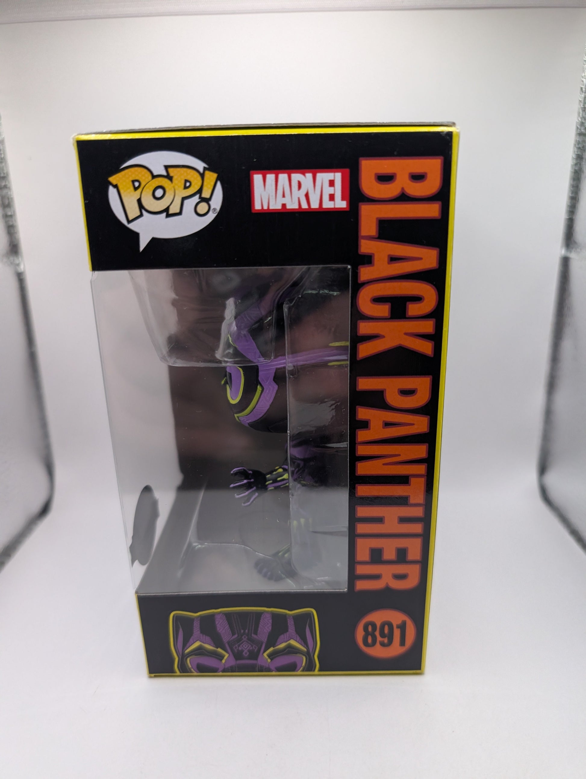 Funko Pop - Marvel Black Panther Black Light #891 Exclusive BlackLight FRENLY BRICKS - Open 7 Days