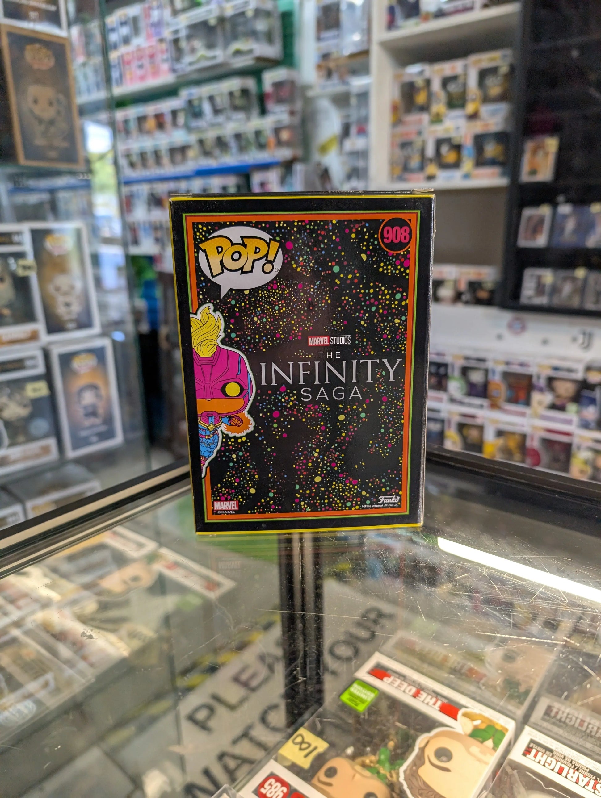 FUNKO Pop Vinyl Captain Marvel #908 FRENLY BRICKS - Open 7 Days