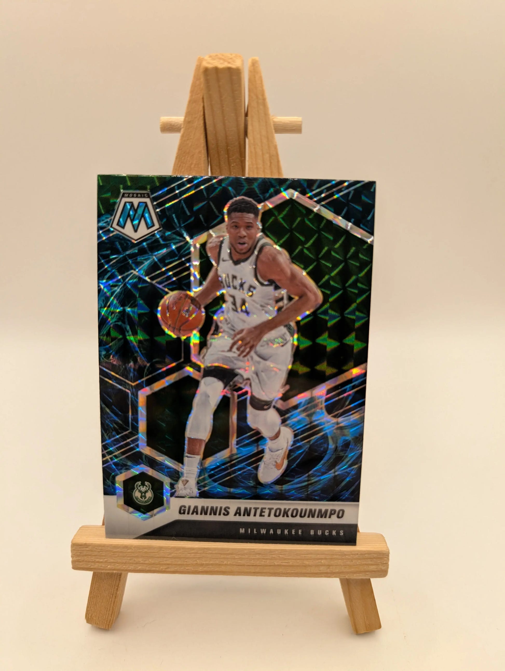 Giannis Antetokounmpo 2020 Mosaic #80 Genesis /(SSP) FRENLY BRICKS - Open 7 Days image 3
