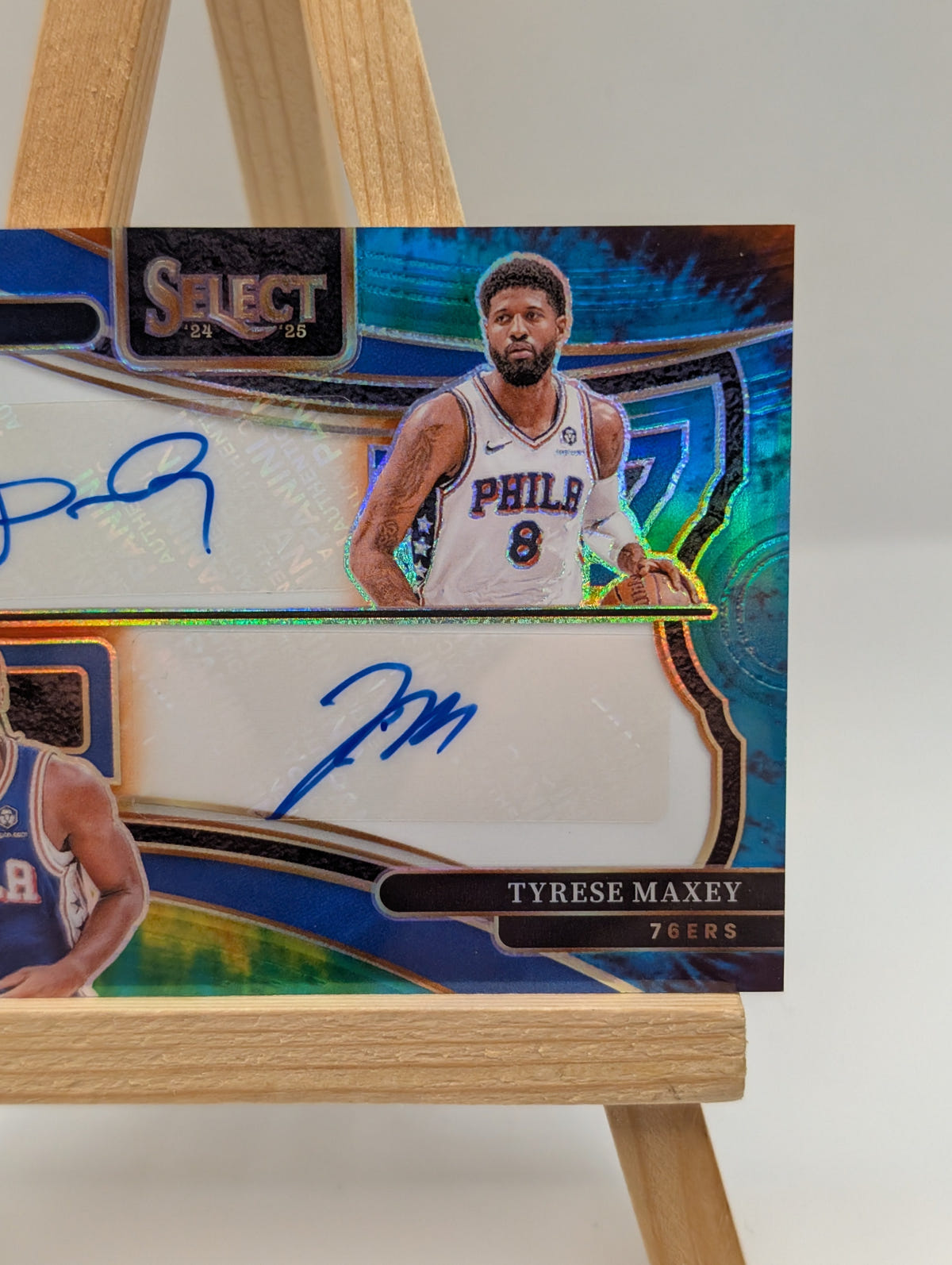 2024-25 Mosaic Select - Paul George, Tyrese Maxey Tie Dye Dual Autographs /25 FRENLY BRICKS - Open 7 Days image 3