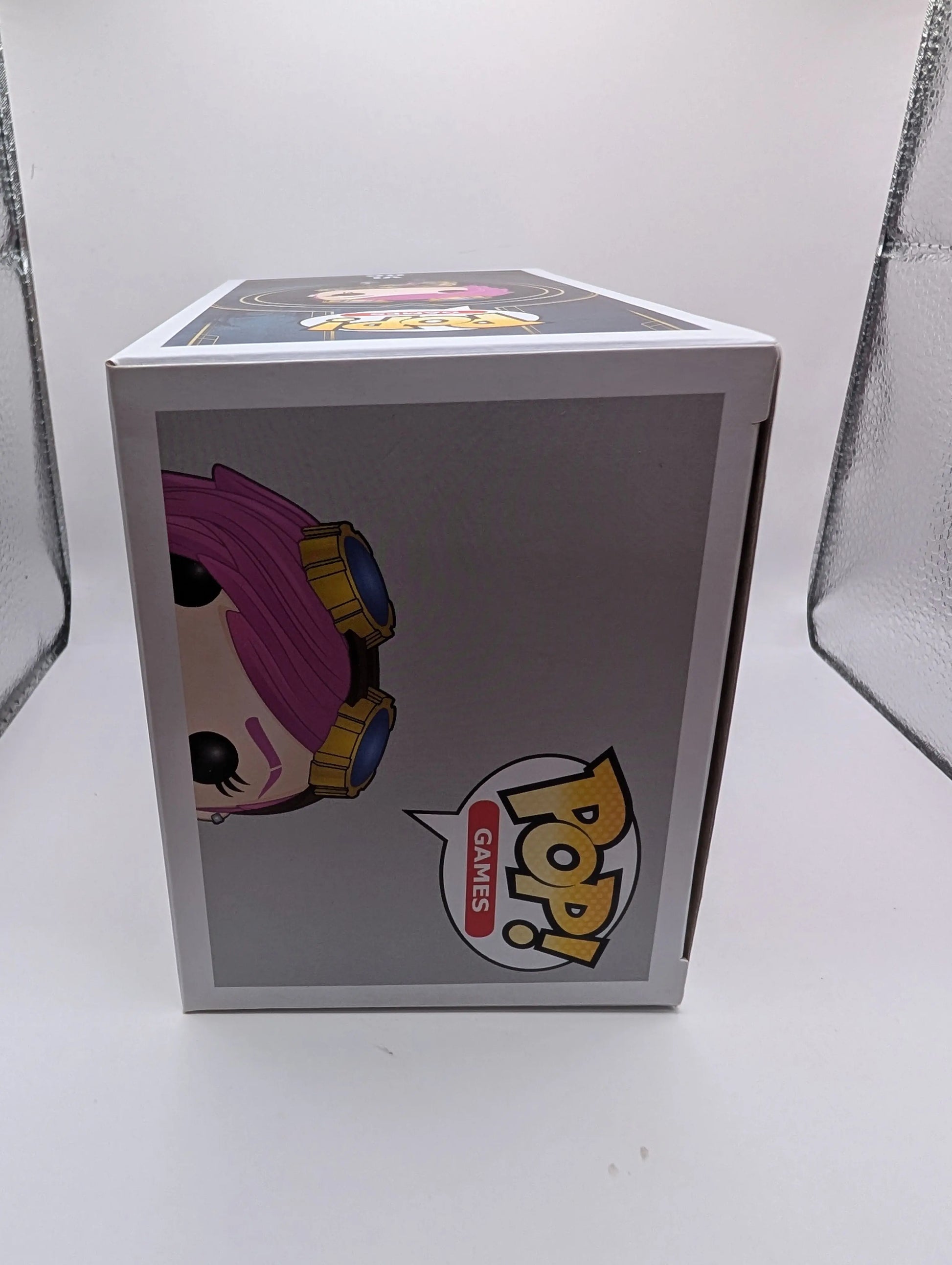 League of Legends #06 Vi Funko Pop! VAULTED Rare FRENLY BRICKS - Open 7 Days