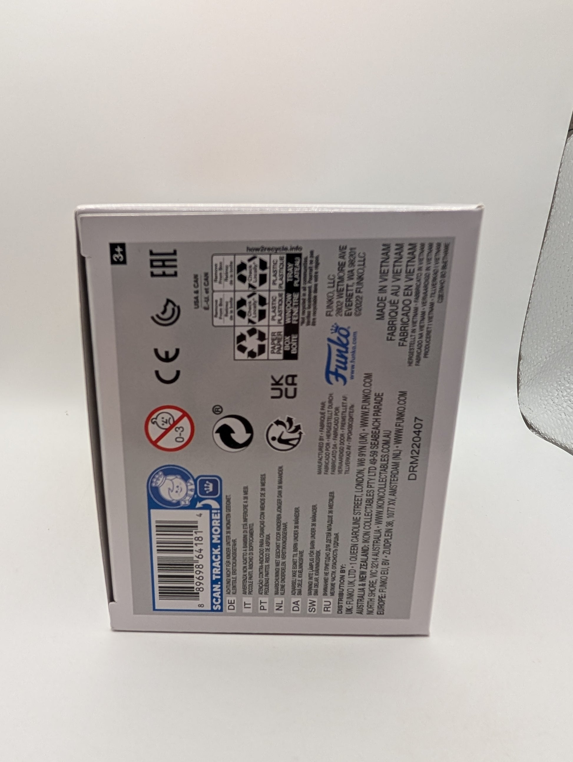 Peacemaker: The Series Peacemaker with Eagly Pop! Vinyl Figure #1232 OE