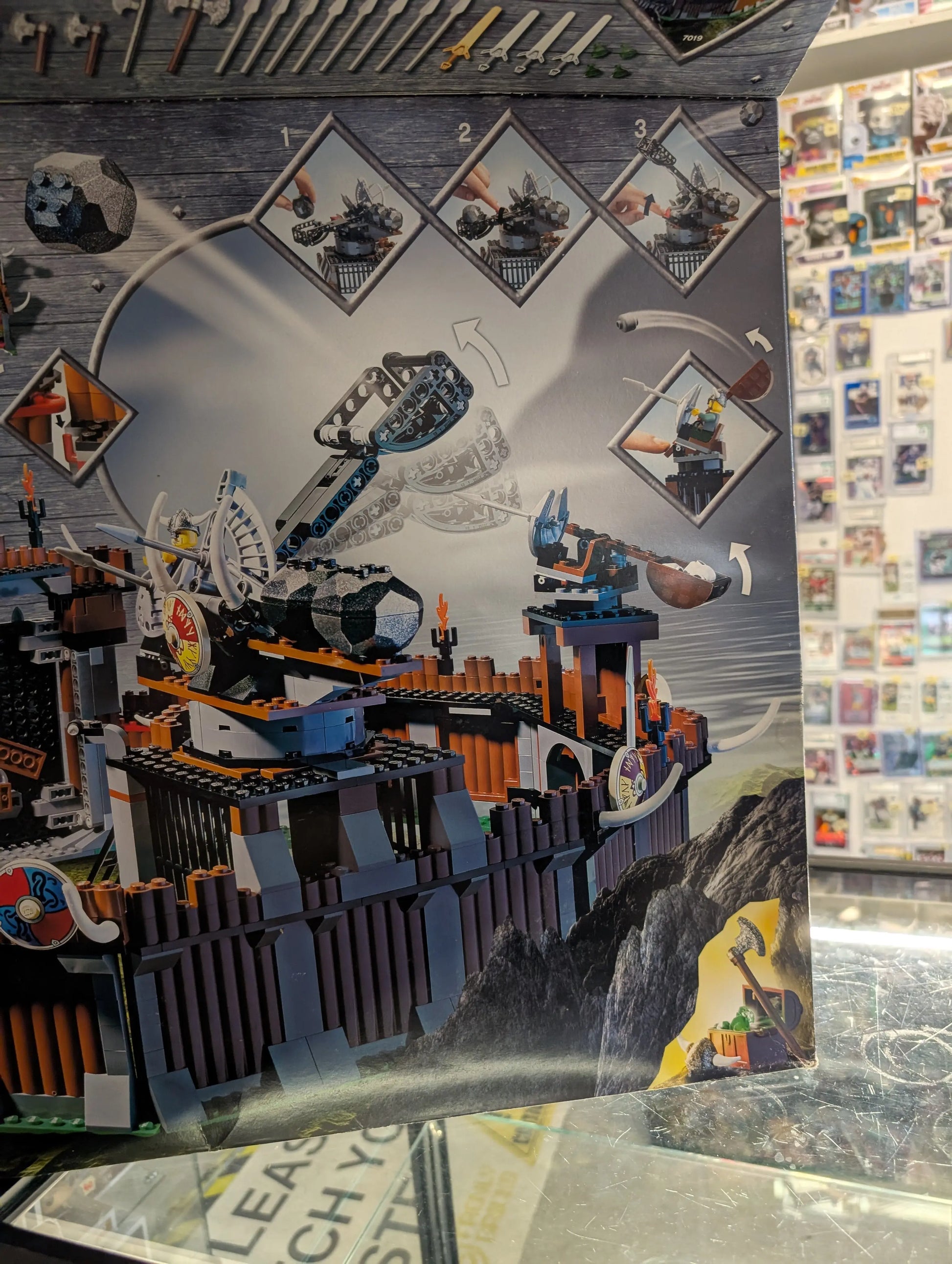 LEGO Vikings: Viking Fortress Against the Fafnir Dragon (7019) FRENLY BRICKS - Open 7 Days