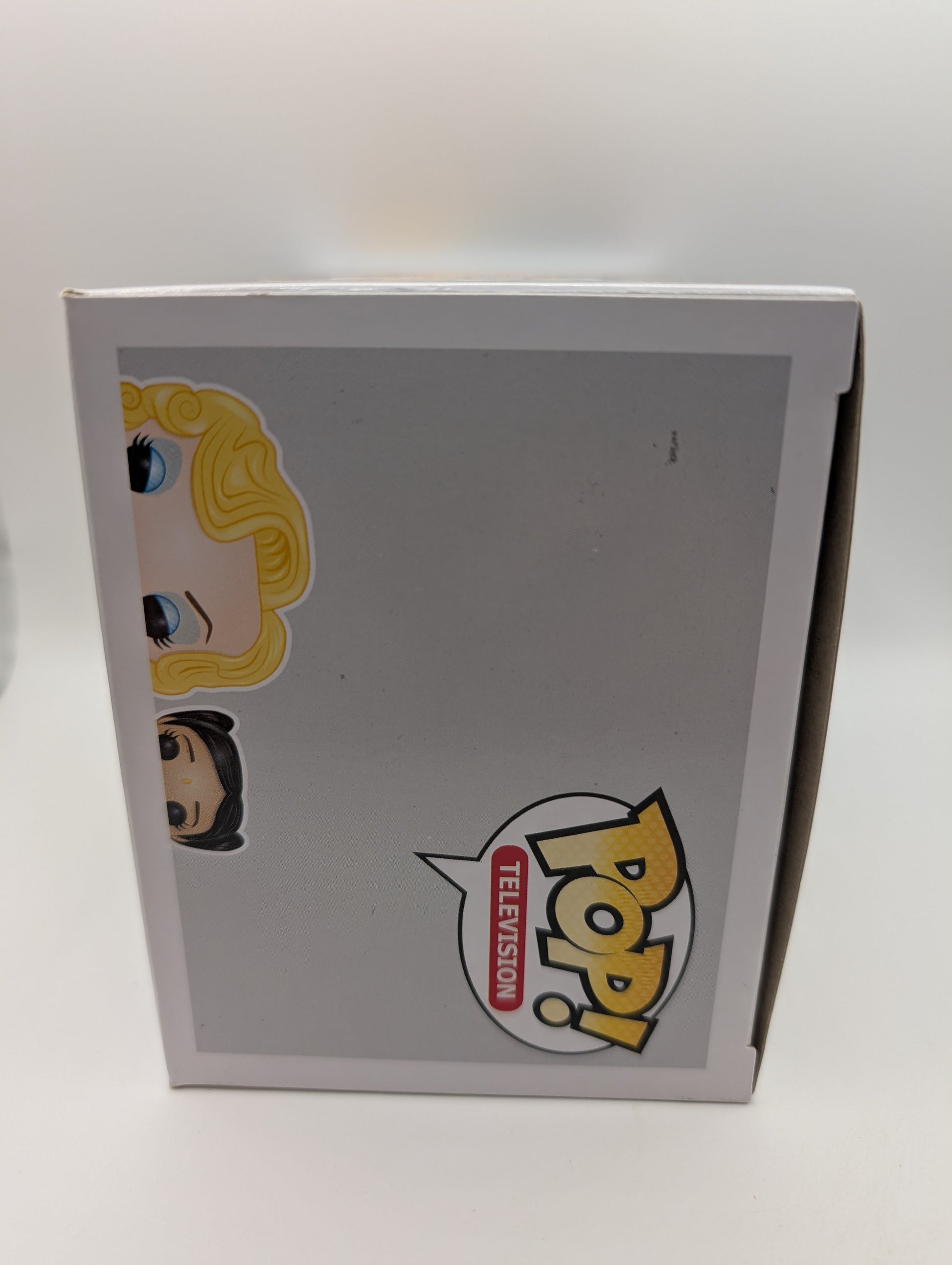 FUNKO POP! AMERICAN HORROR STORY FREAK SHOW ELSA MARS & MA PETITE FRENLY BRICKS - Open 7 Days