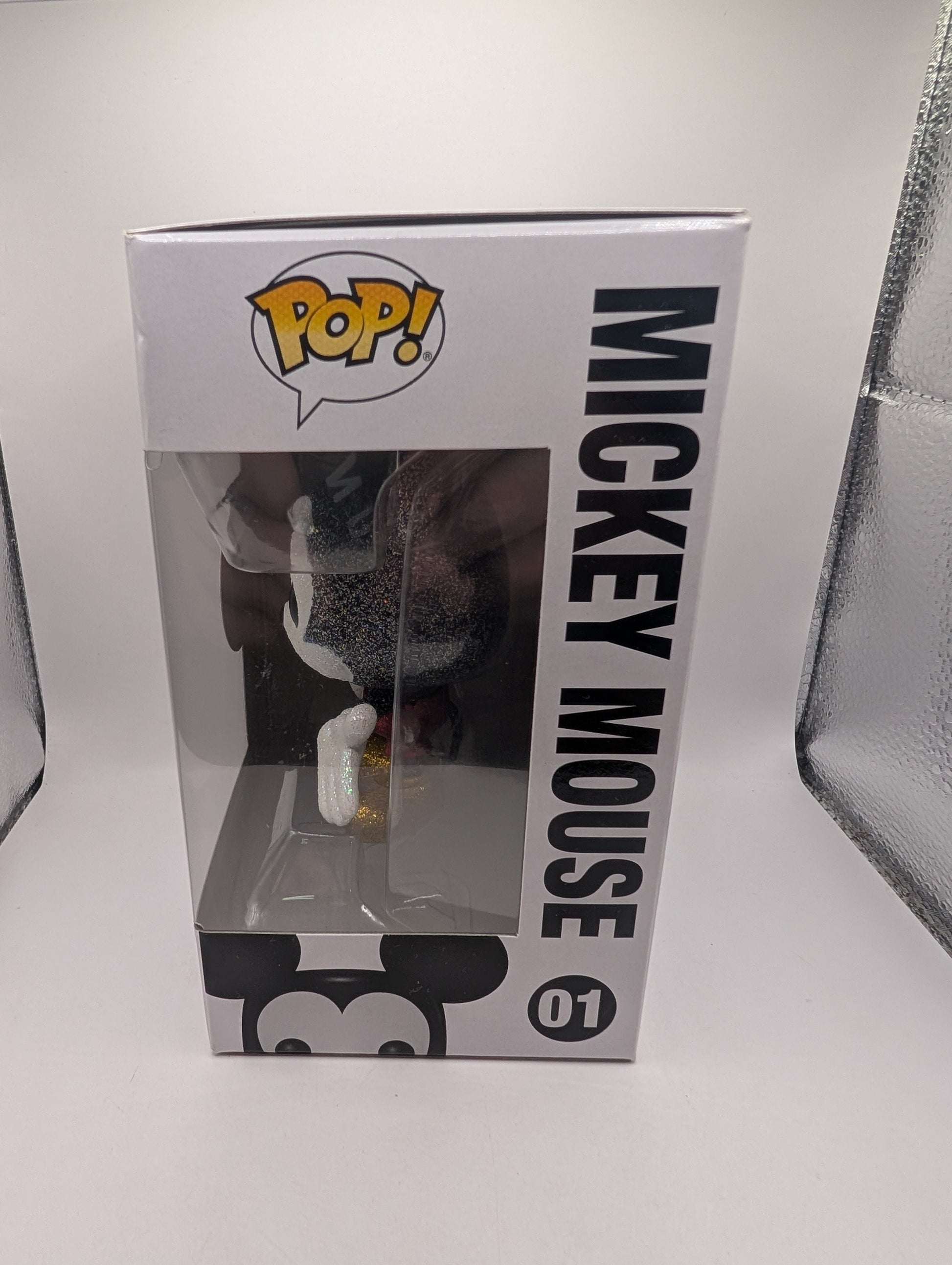 Funko POP Disney Mickey Mouse Diamond Collection #01 FRENLY BRICKS - Open 7 Days