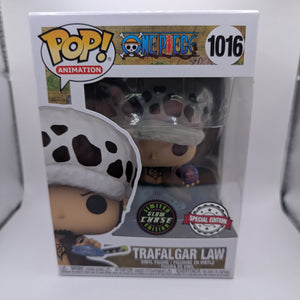 One Piece Trafalgar Law #1016 GLOW CHASE Funko Pop! FRENLY BRICKS - Open 7 Days