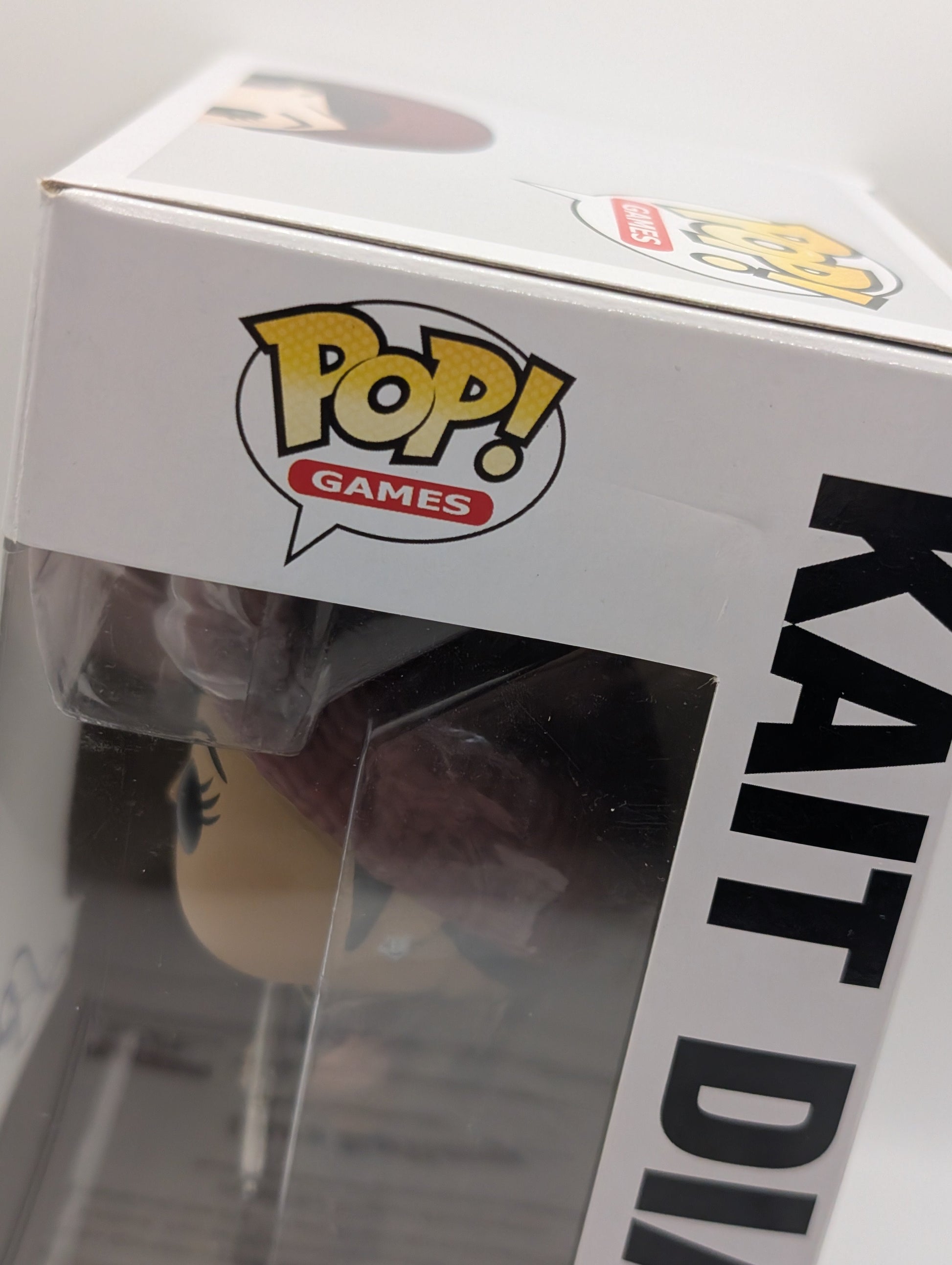 Funko POP! Games Gears of War Kate Diaz #115 Vinyl Signed Auto Laura Bailey COA FRENLY BRICKS - Open 7 Days