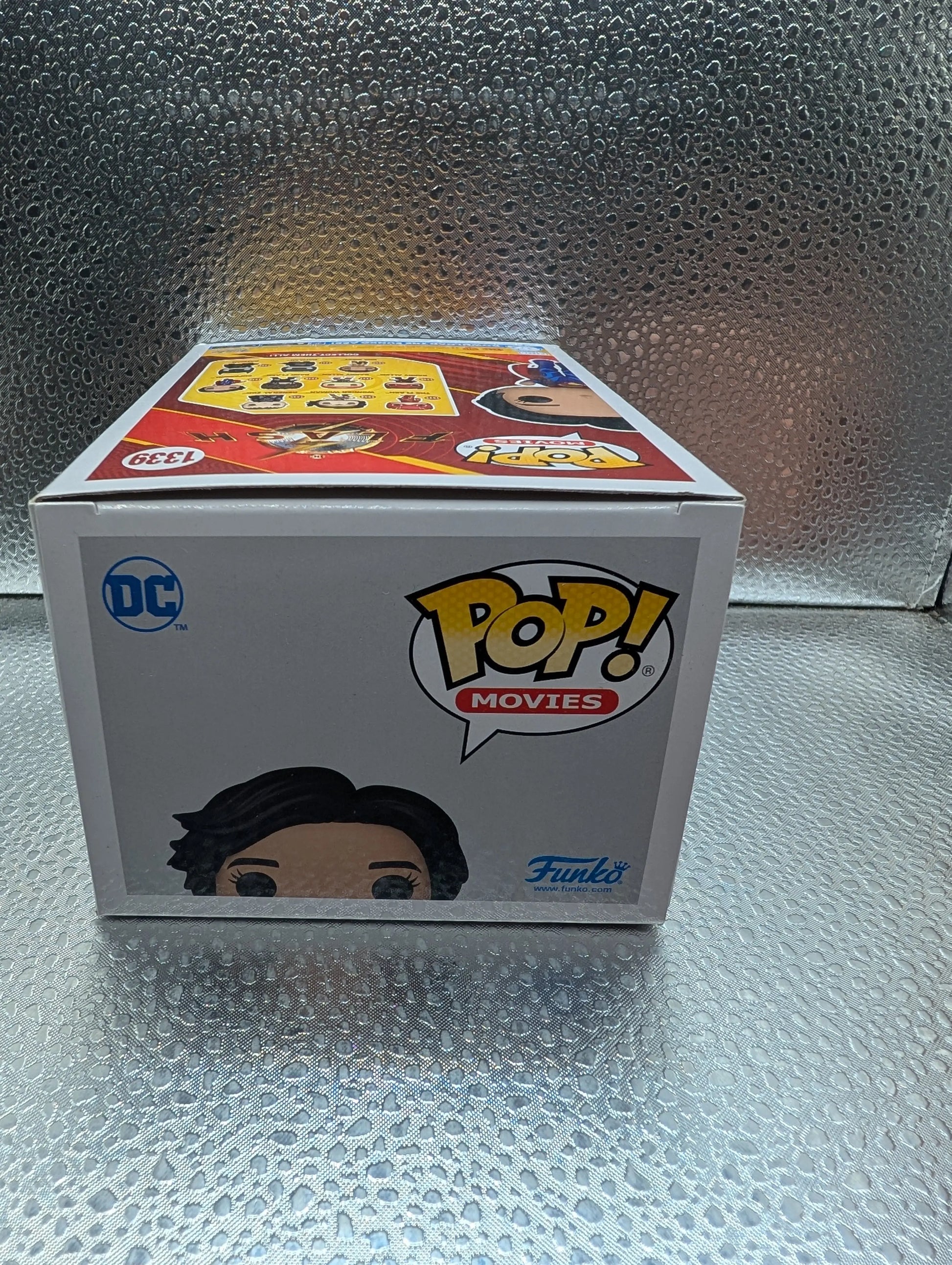 FUNKO Pop Vinyl Supergirl DC #1339 FRENLY BRICKS - Open 7 Days