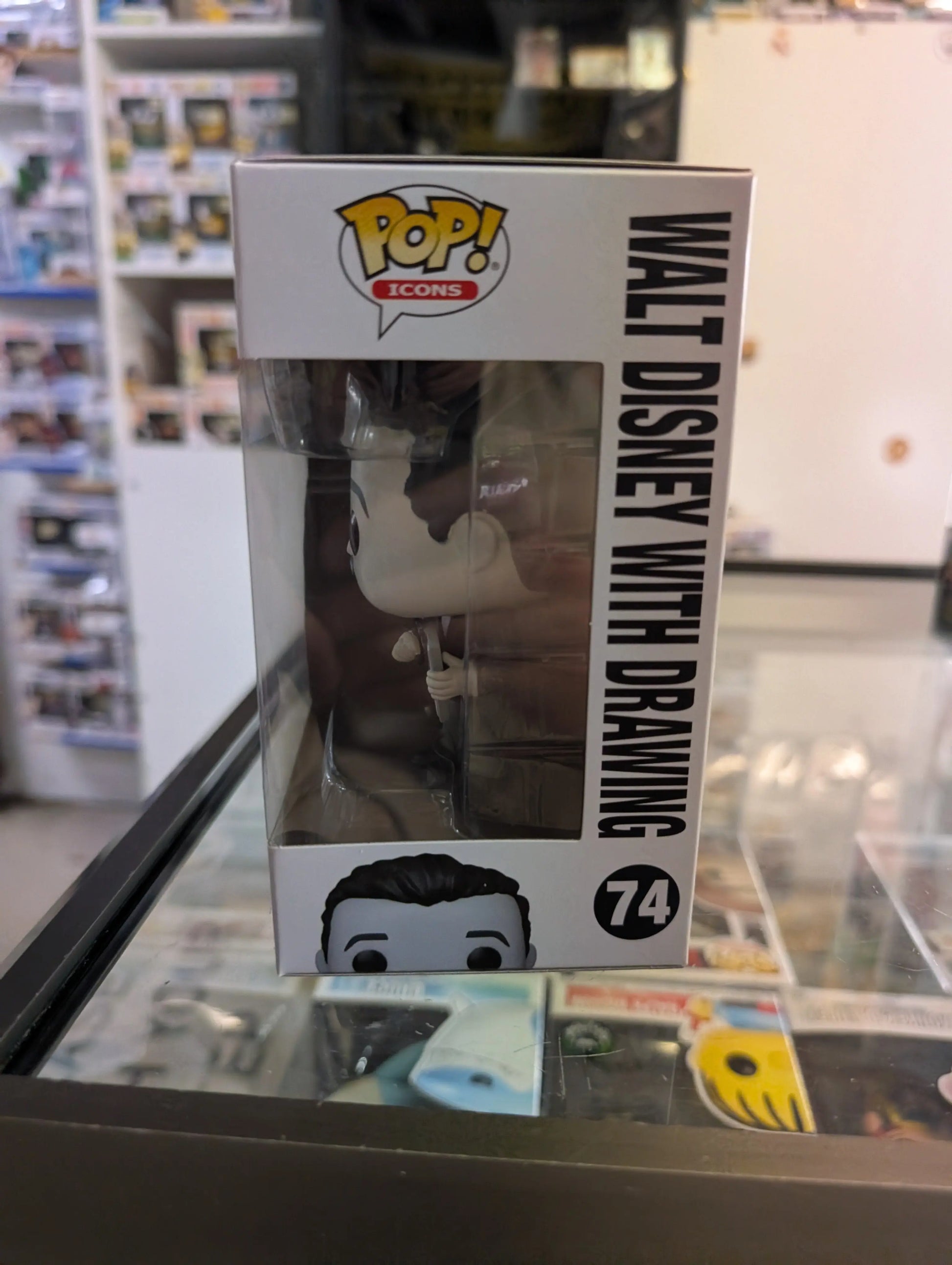 Disney 100th - Walt Disney with drawing Pop! Vinyl Funko #74 FRENLY BRICKS - Open 7 Days