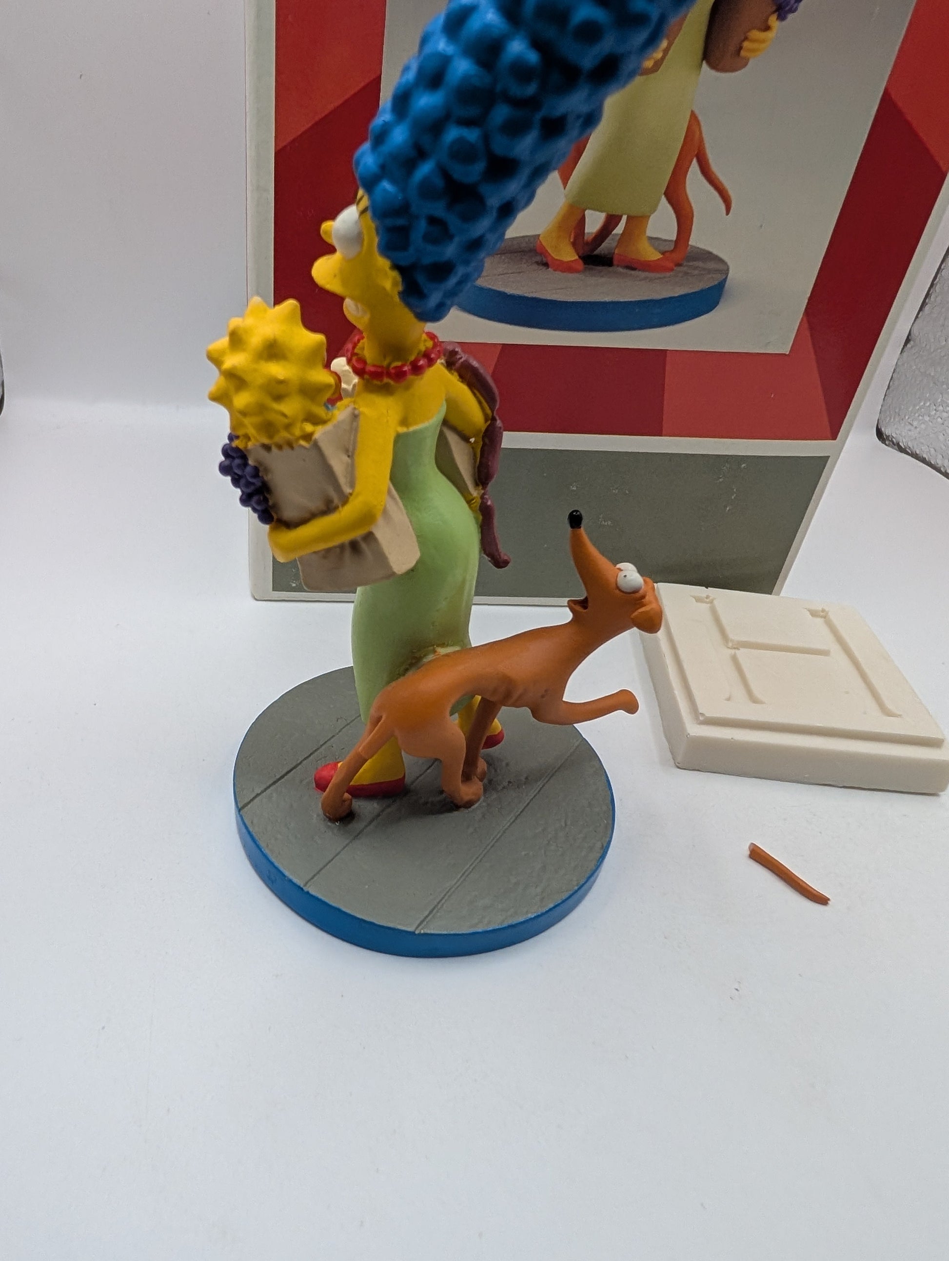 The Simpsons sculpture "Happy Homer-Maker" Simpson Nuclear Family Collection FRENLY BRICKS - Open 7 Days