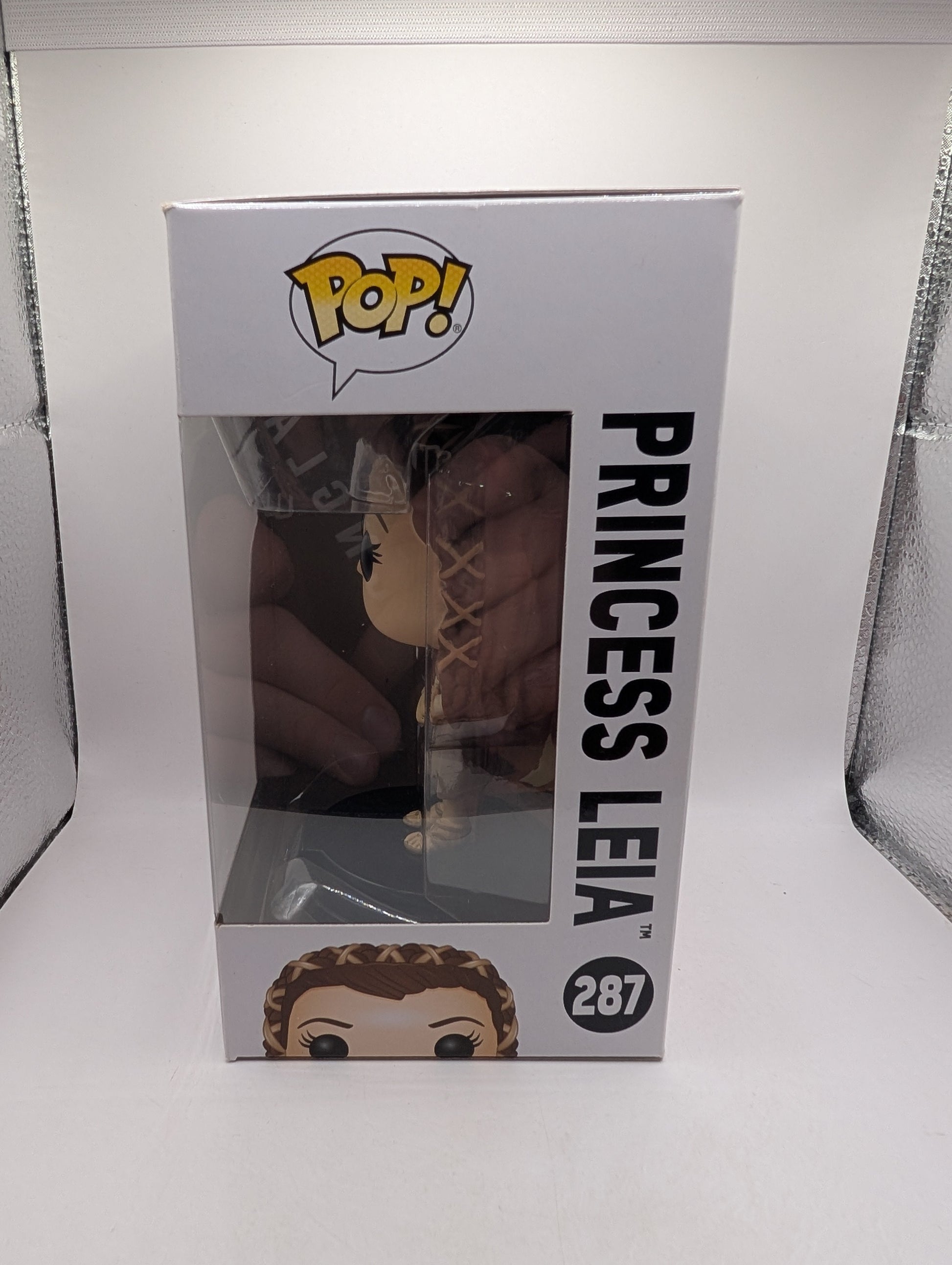 Funko Pop! Vinyl - Princess Leia #287 FRENLY BRICKS - Open 7 Days