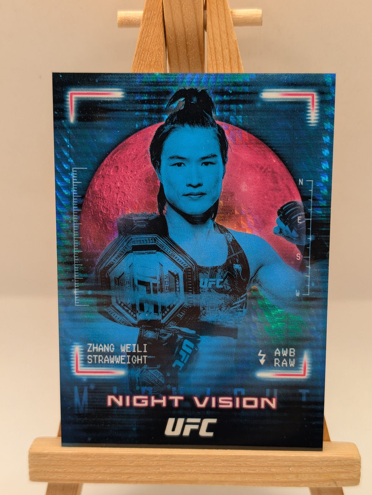 2025 Topps Midnight UFC Zhang Weili Night Vision #NV-15 FRENLY BRICKS - Open 7 Days image 2