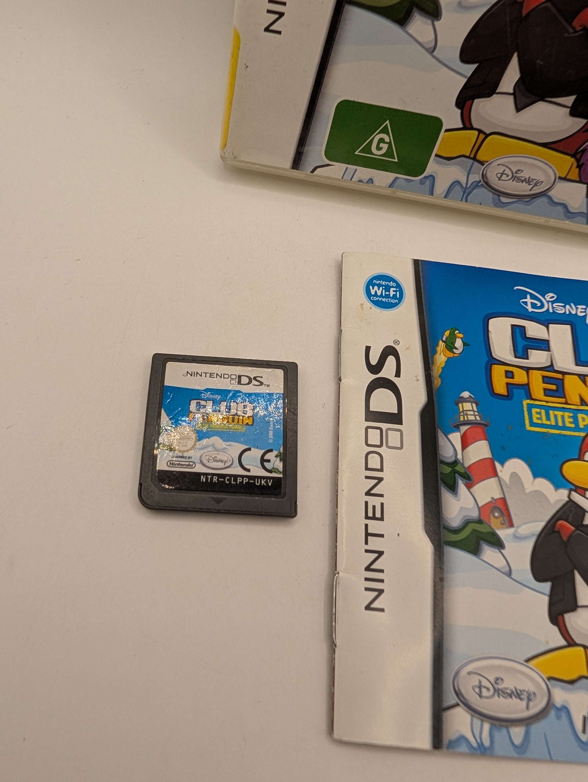 Disney Club Penguin Elite Penguin Force Nintendo DS Video Game