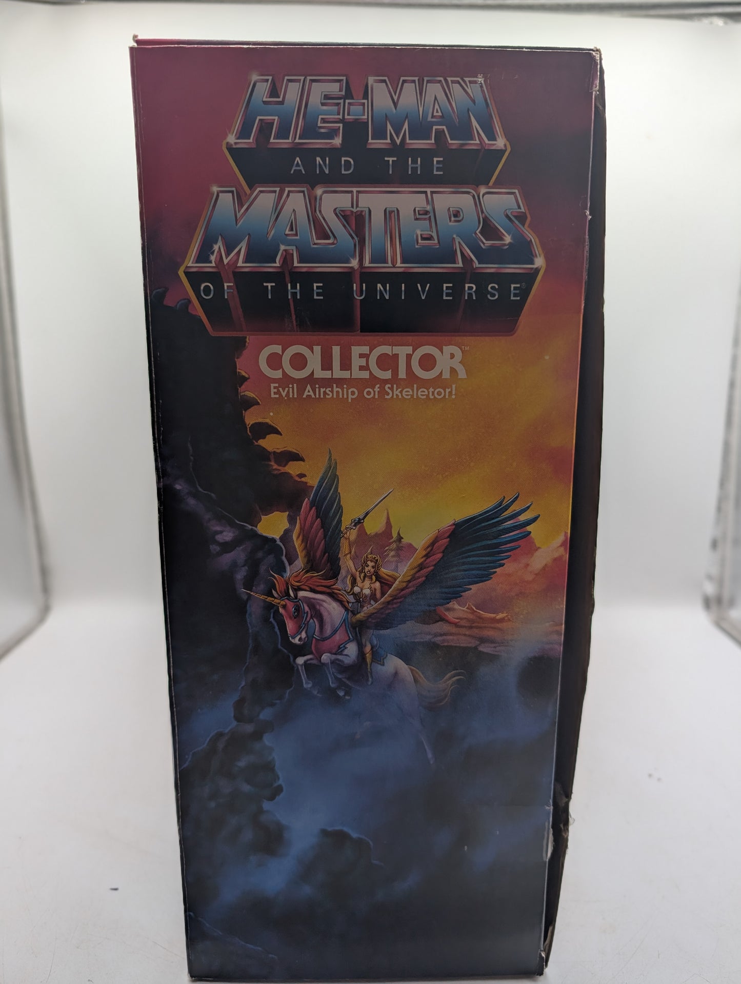 MOTU Origins Collector Vehicle w/ Grip & Claw Accessories Mattel