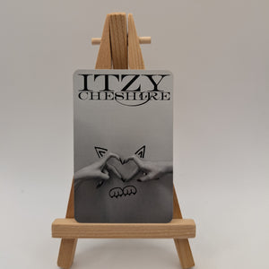 Lia Yuna Unit Official Photocard Itzy Mini Album Cheshire Genuine Kpop FRENLY BRICKS - Open 7 Days