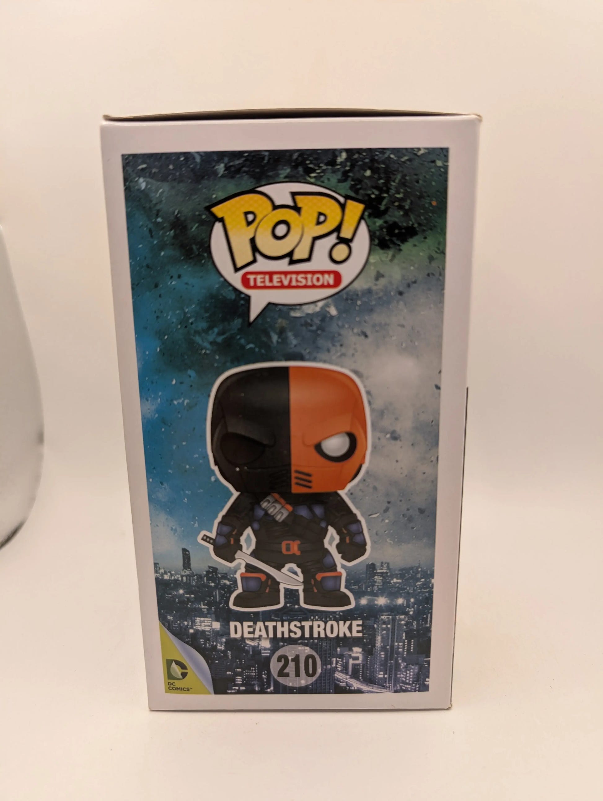 Funko Pop! TV: Arrow - Deathstroke #210 Vinyl Figure FRENLY BRICKS - Open 7 Days image 2