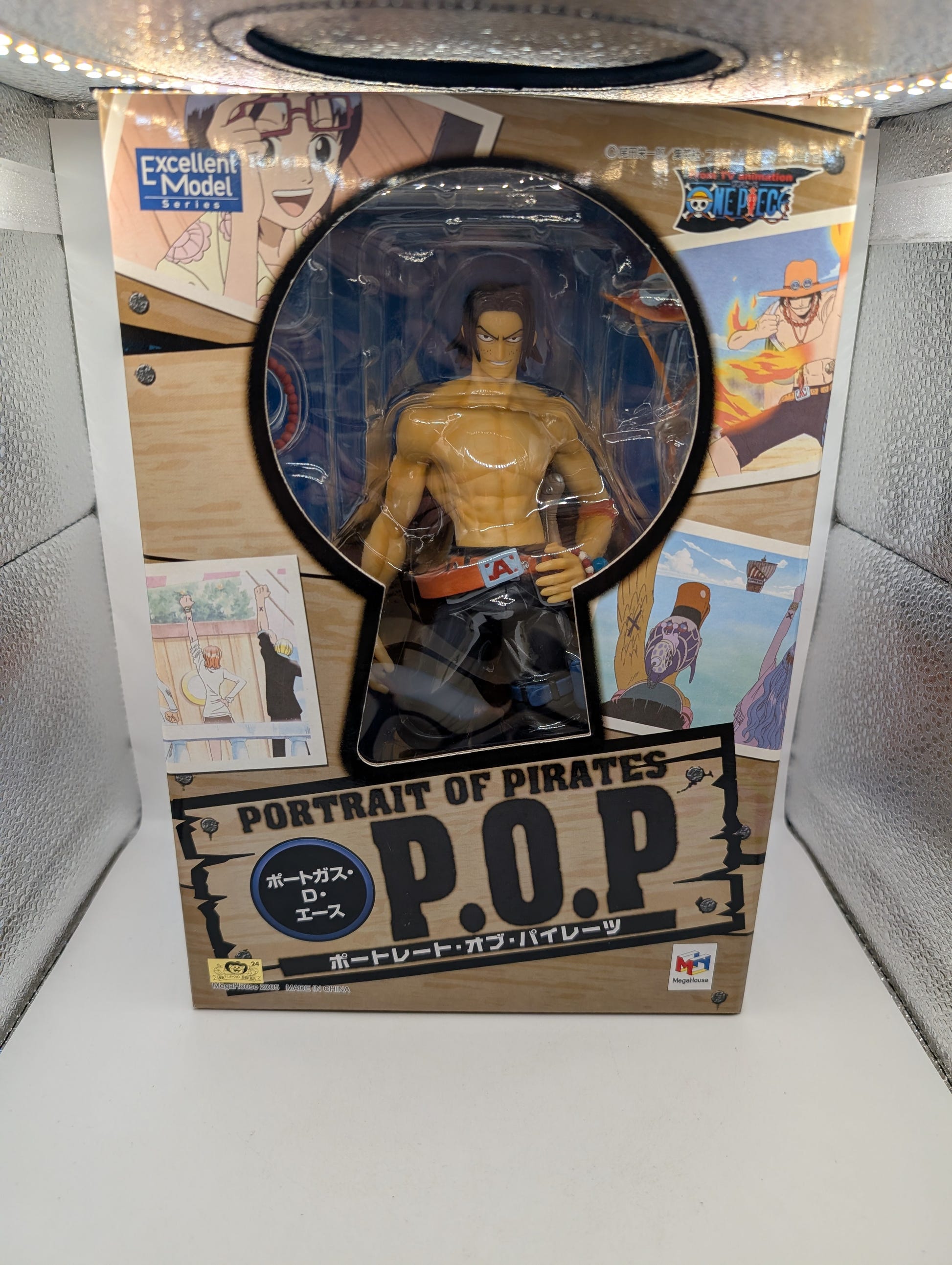 One Piece First Edition Pop Portgas D. Ace Figure MEGAHOUSE FRENLY BRICKS - Open 7 Days image 1