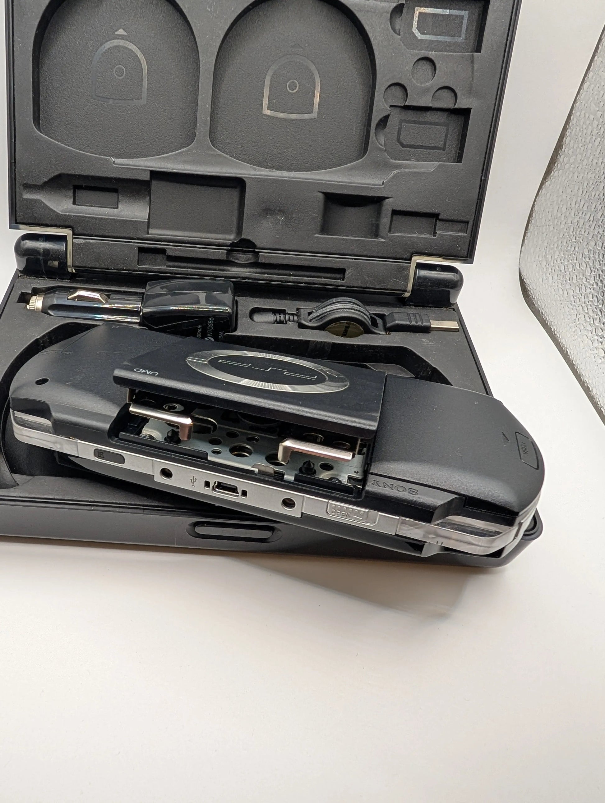 SONY PSP PlayStation Portable Untested include Memory card 32mb FRENLY BRICKS - Open 7 Days