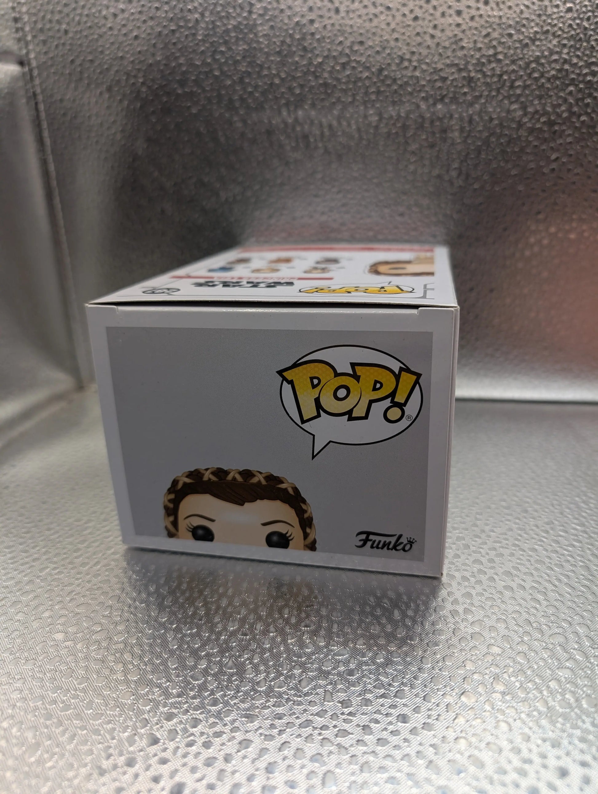 FUNKO Pop Vinyl Princess Leia Star Wars #287 FRENLY BRICKS - Open 7 Days